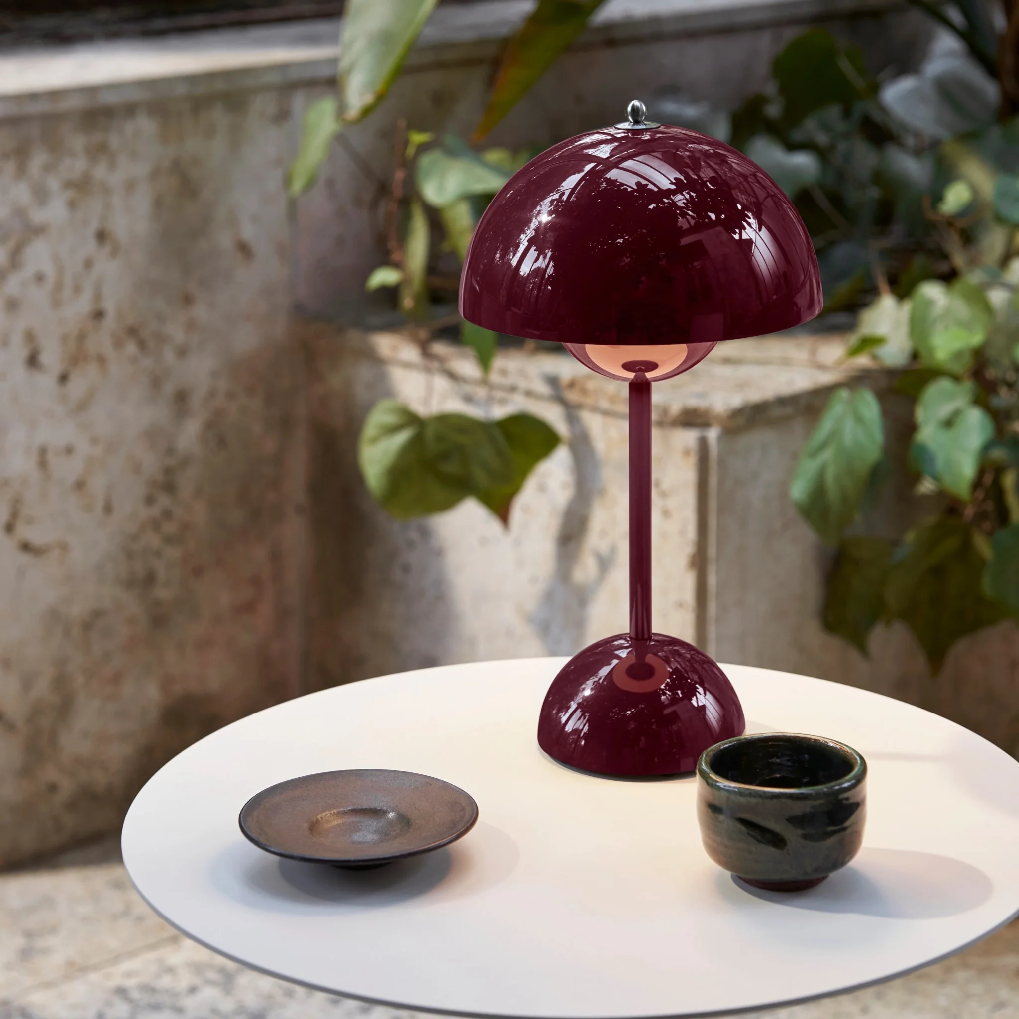 &TRADITION Flowerpot Portable Lamp VP9, Dark Plum - Image 11