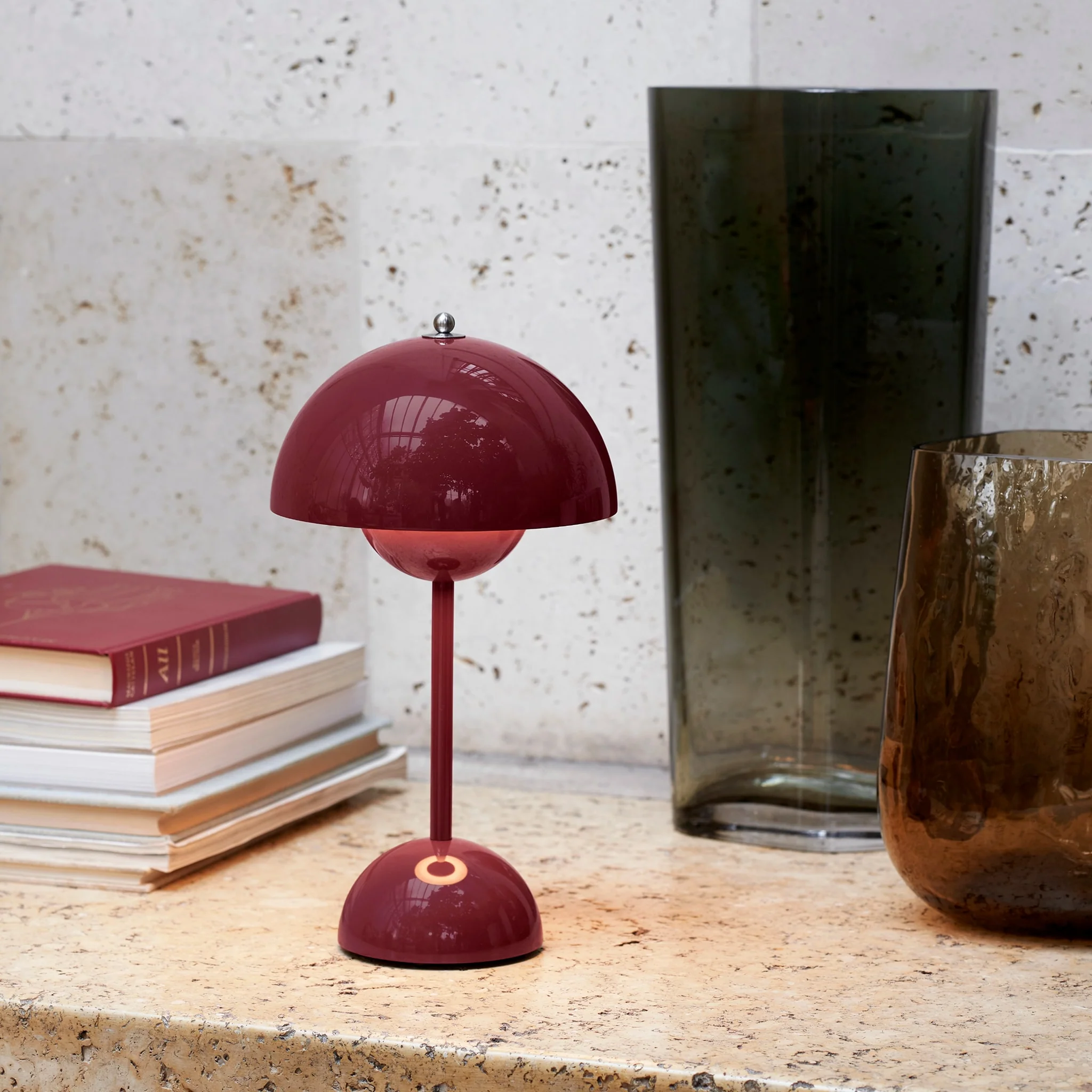 &TRADITION Flowerpot Portable Lamp VP9, Dark Plum - Image 9