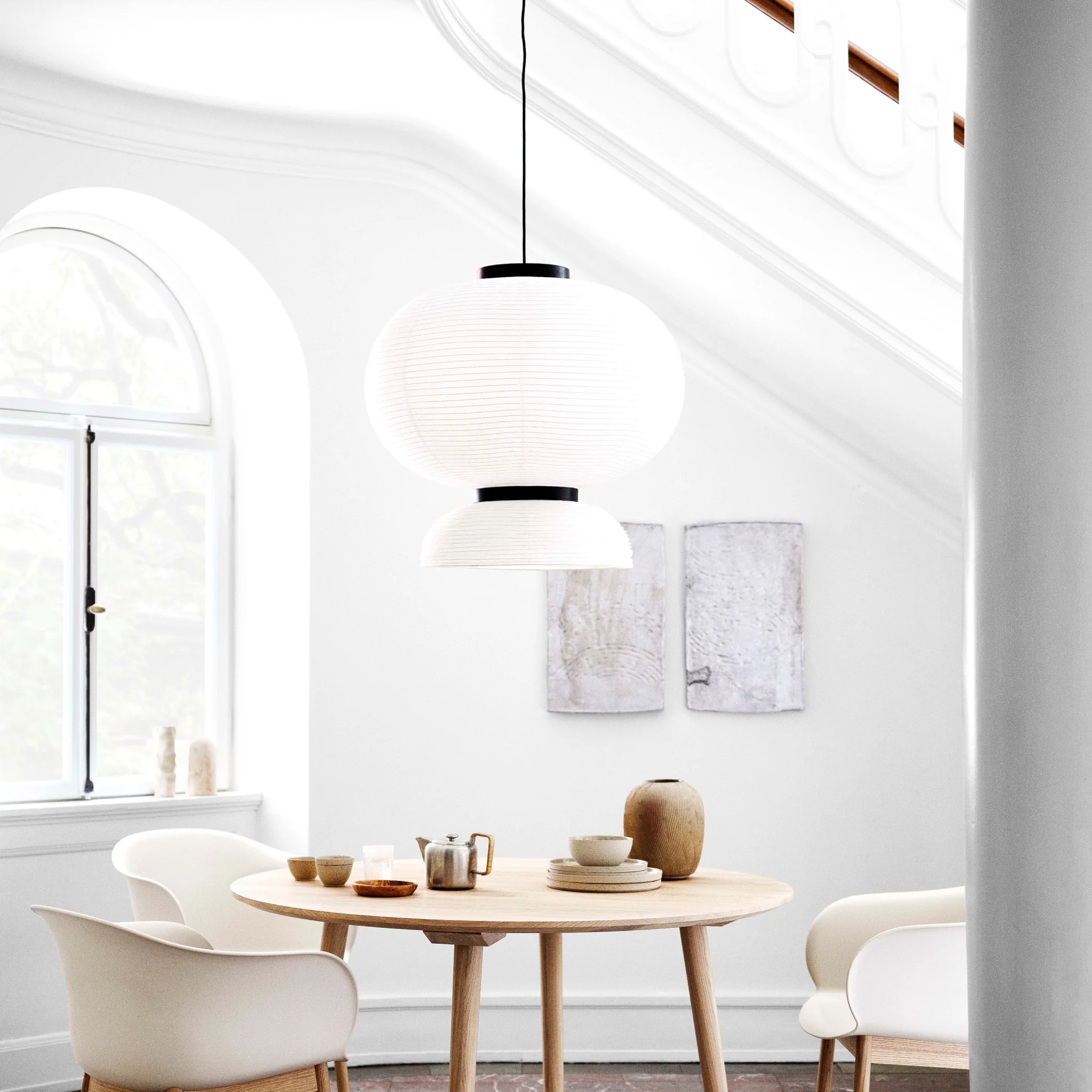 &TRADITION Formakami Pendant JH5, D70cm, Ivory White & Black Stained Oak - Image 3