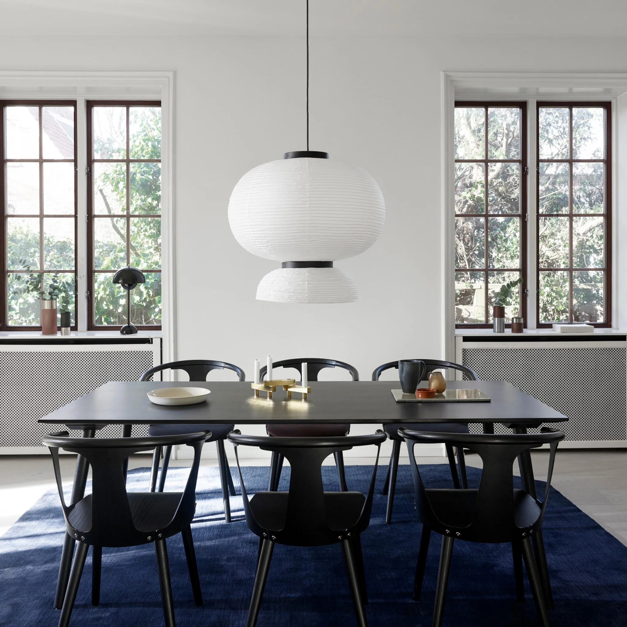 &TRADITION Formakami Pendant JH5, D70cm, Ivory White & Black Stained Oak - Image 6