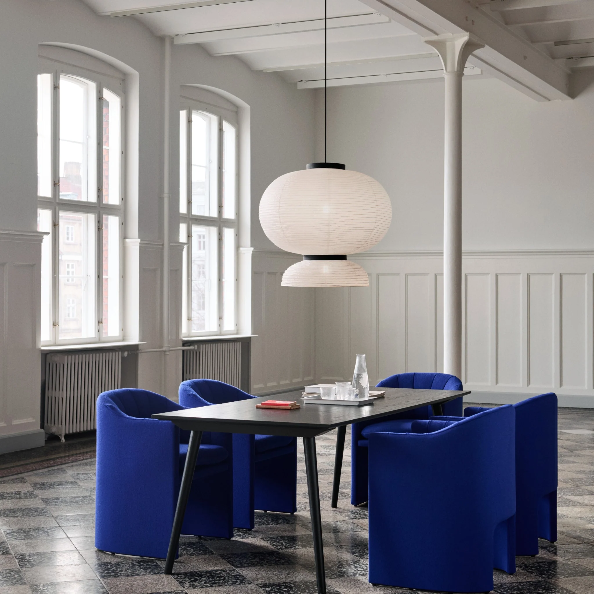 &TRADITION Formakami Pendant JH5, D70cm, Ivory White & Black Stained Oak - Image 8