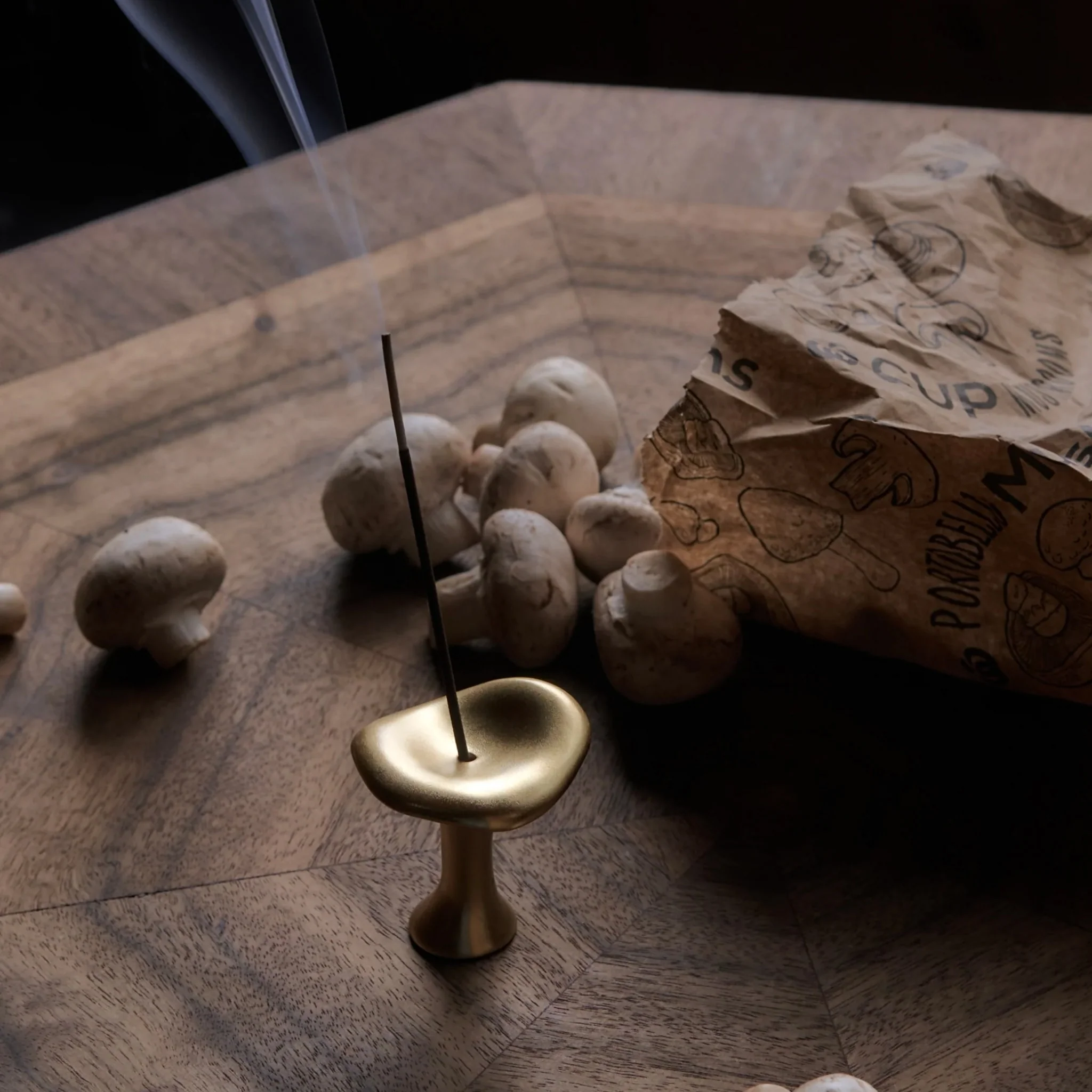 BLACK BLAZE Mushroom Incense Burner, Gold - Image 4