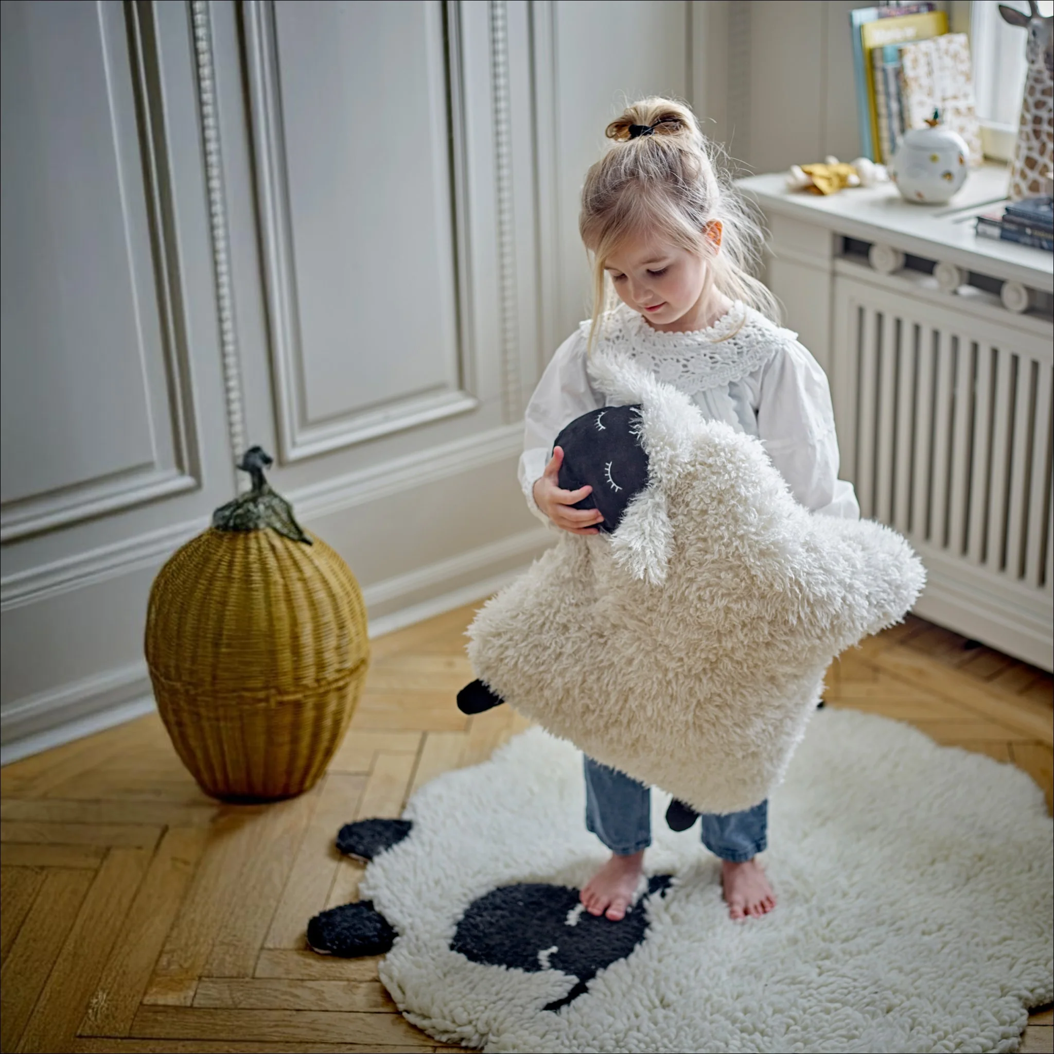 BLOOMINGVILLE Dolly Cushion, White, L56cm - Image 3