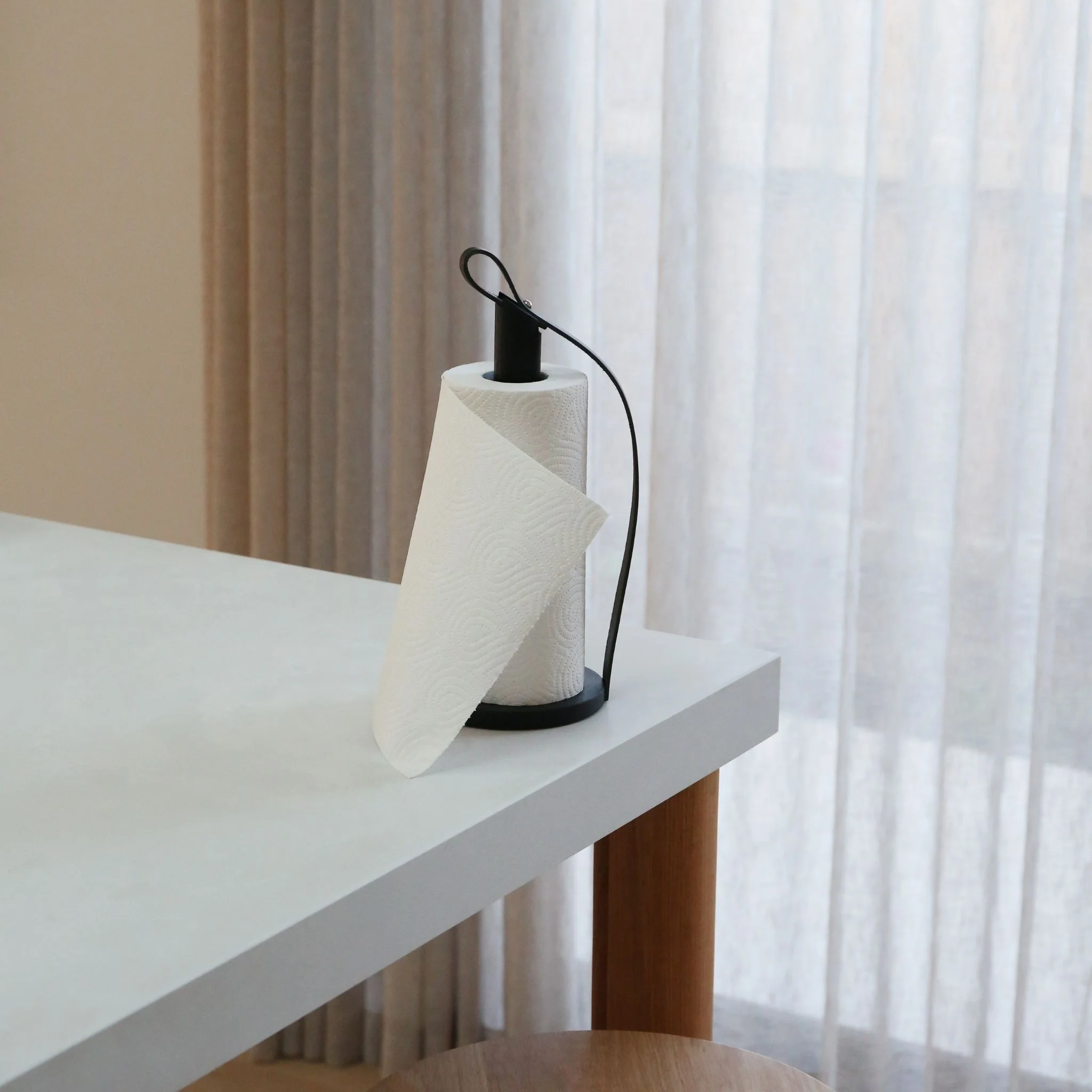 EKTA LIVING Hands On Paper Towel Holder Black Leather/Oak - Image 4