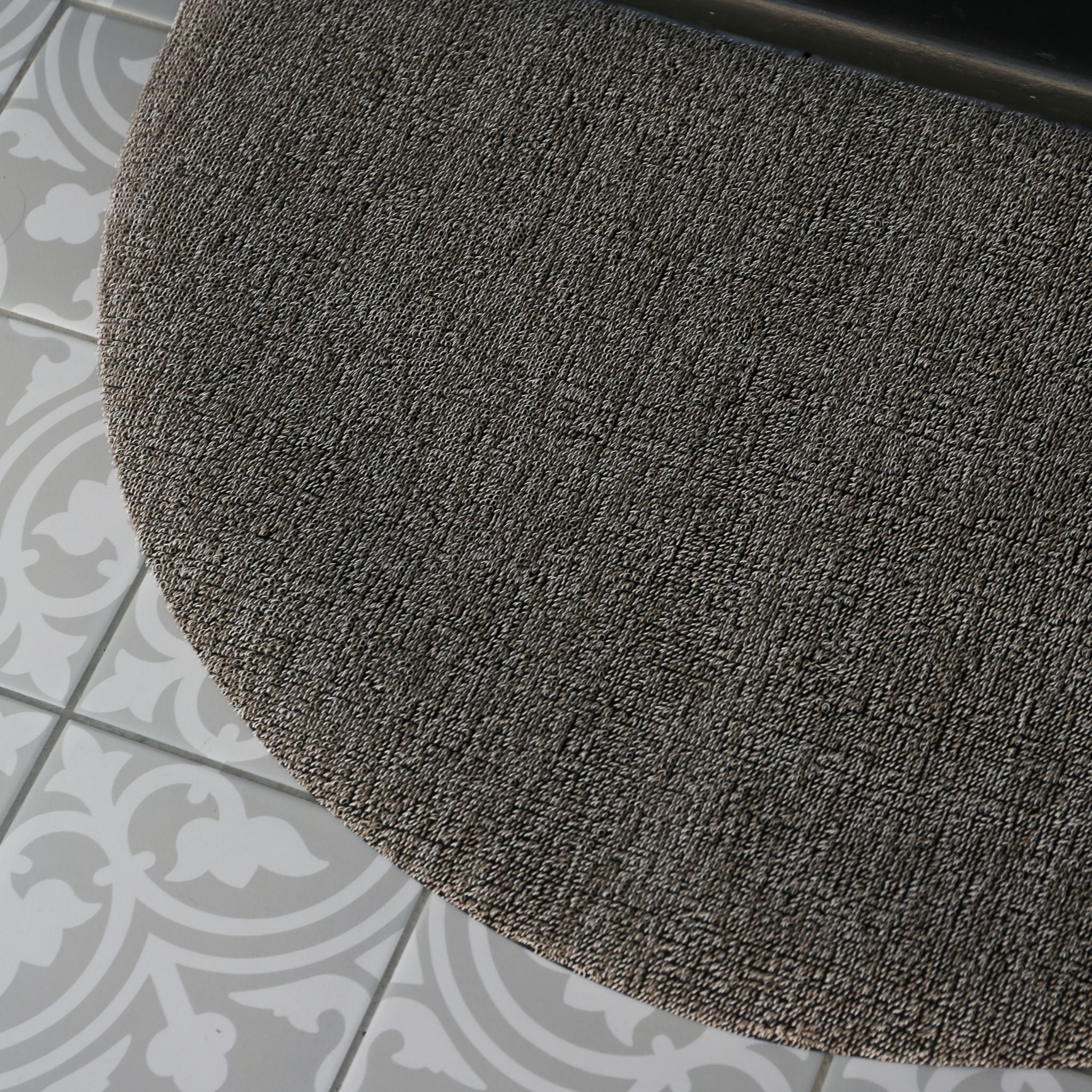 CHILEWICH Welcome Door Mat, Shag In Out Mat, Heathered/Pebble, 53x91cm - Image 2