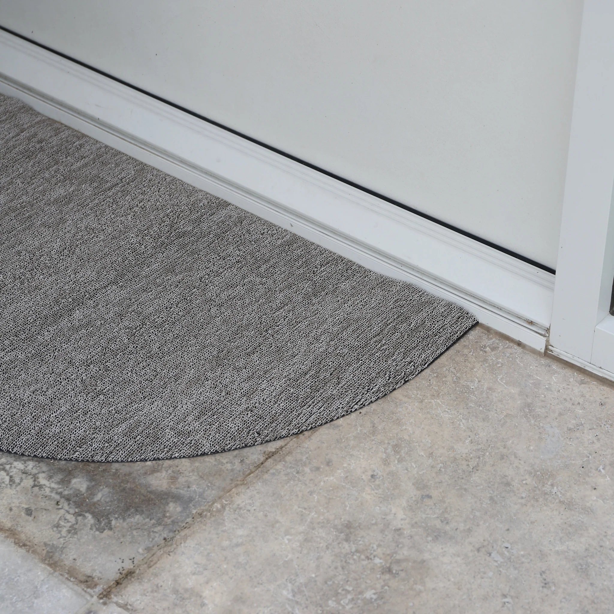 CHILEWICH Welcome Door Mat, Shag In Out Mat, Heathered/Pebble, 53x91cm - Image 4