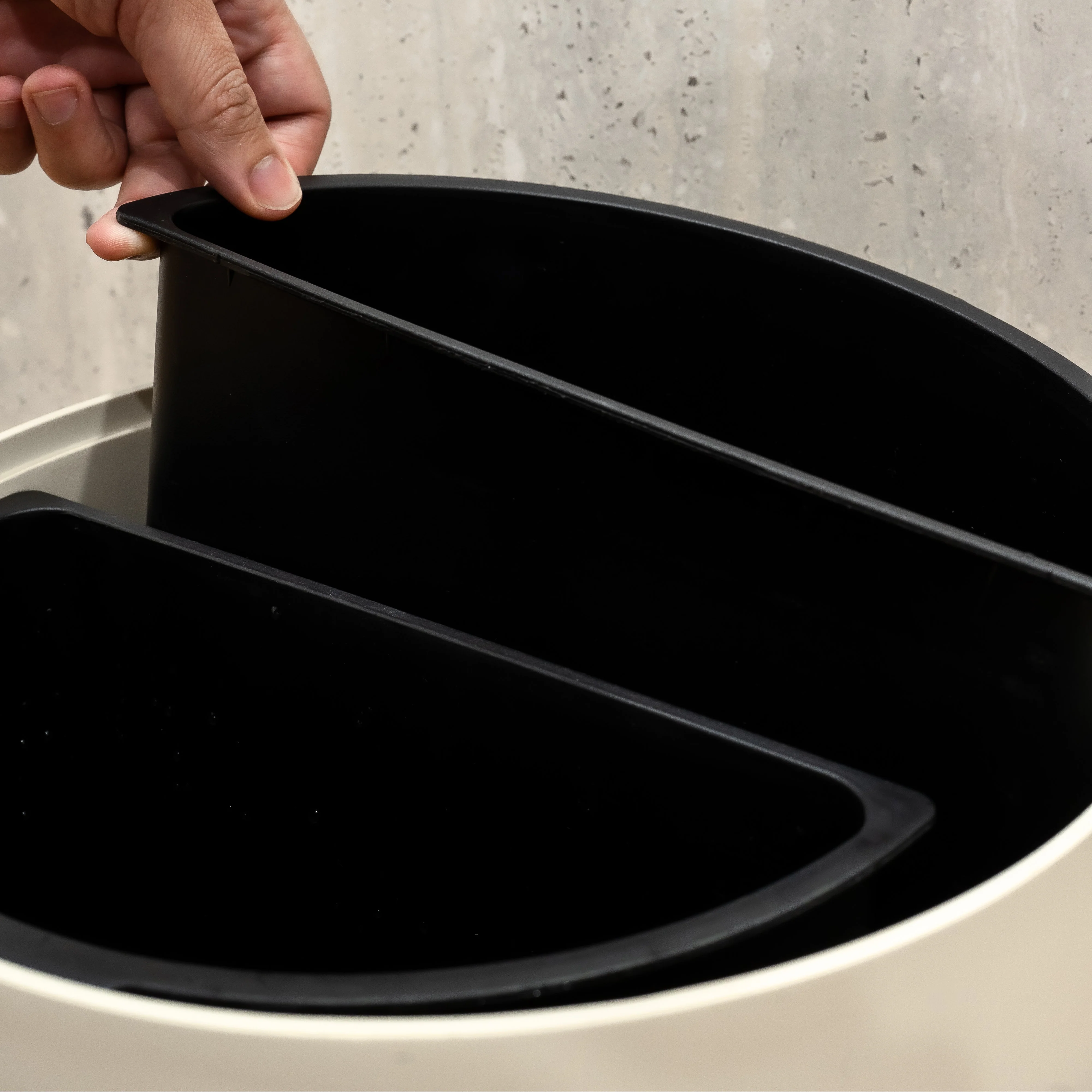DESIGNSTUFF ARC Dual Bin, Recycle/Rubbish, Sand - Image 3