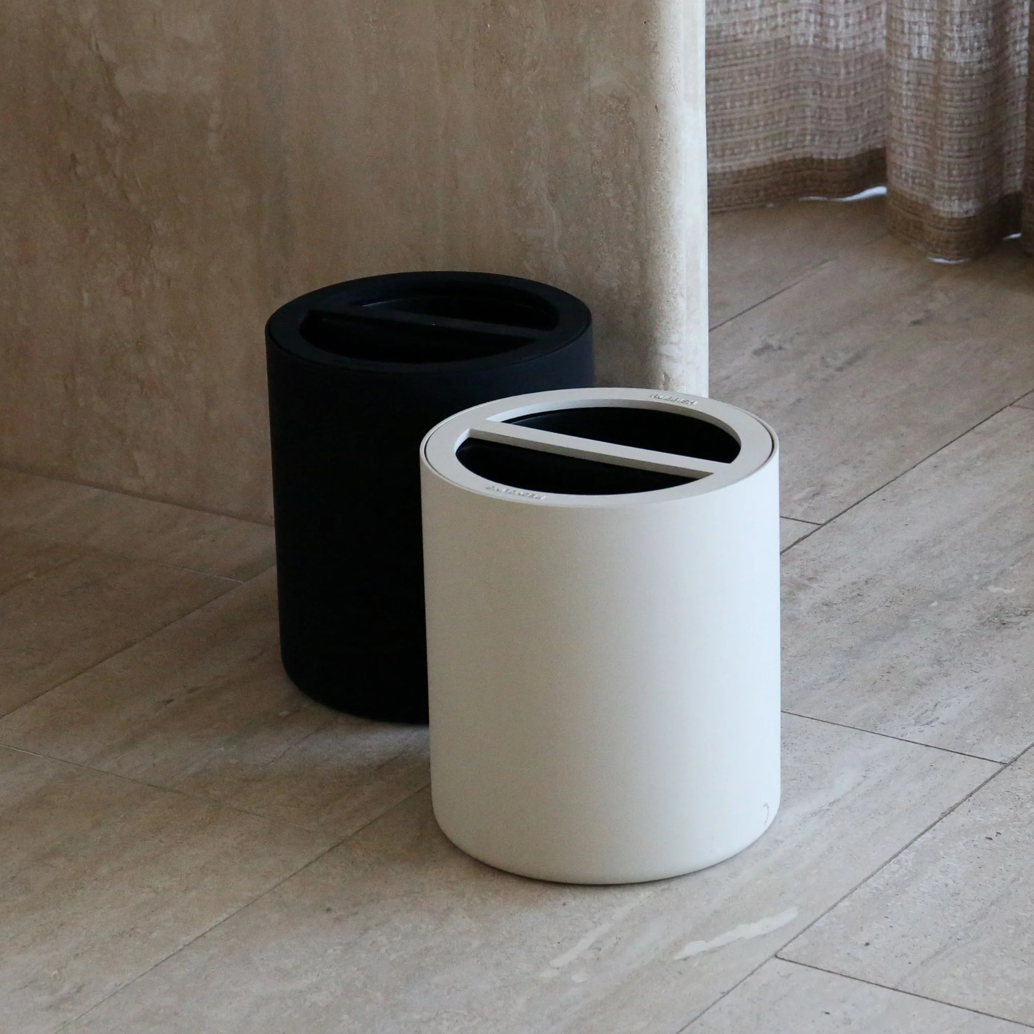 DESIGNSTUFF ARC Dual Bin, Recycle/Rubbish, Sand - Image 4