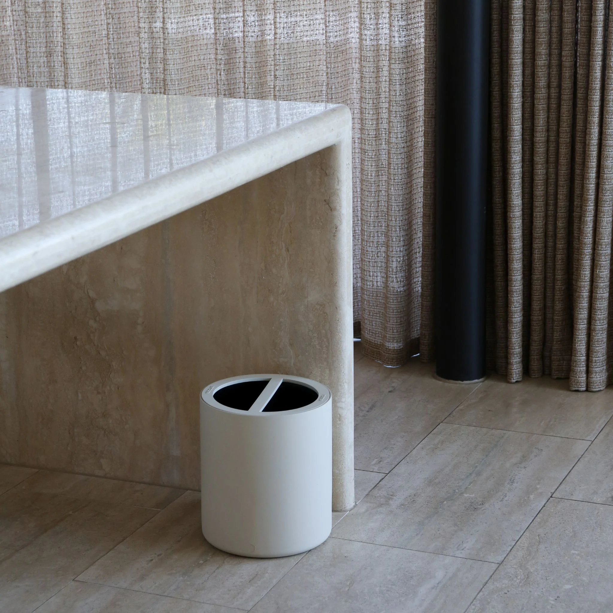 DESIGNSTUFF ARC Dual Bin, Recycle/Rubbish, Sand - Image 7