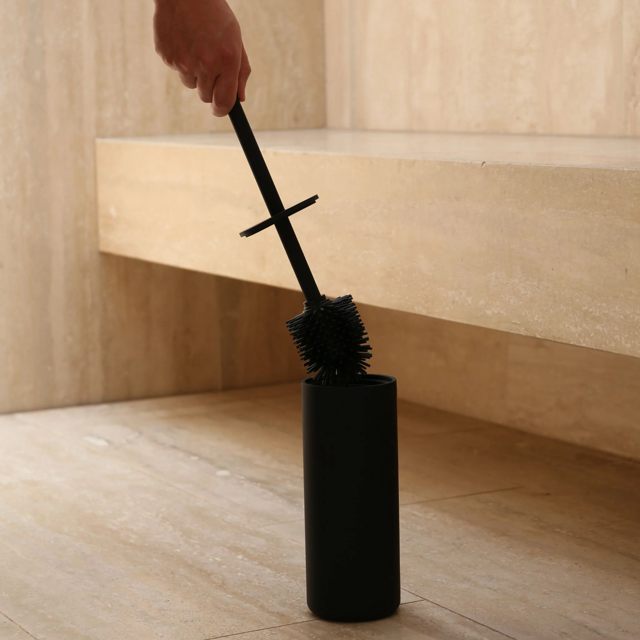 DESIGNSTUFF ARC Toilet Brush, Black - Image 3