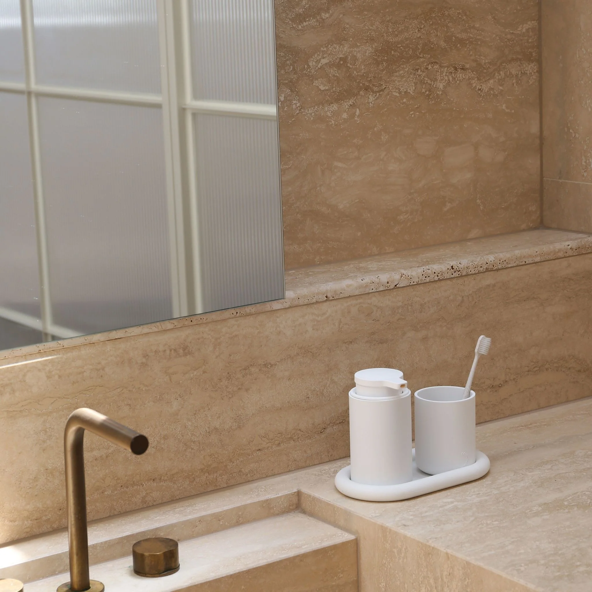 DESIGNSTUFF ARC Soap Dispenser, White - Image 3