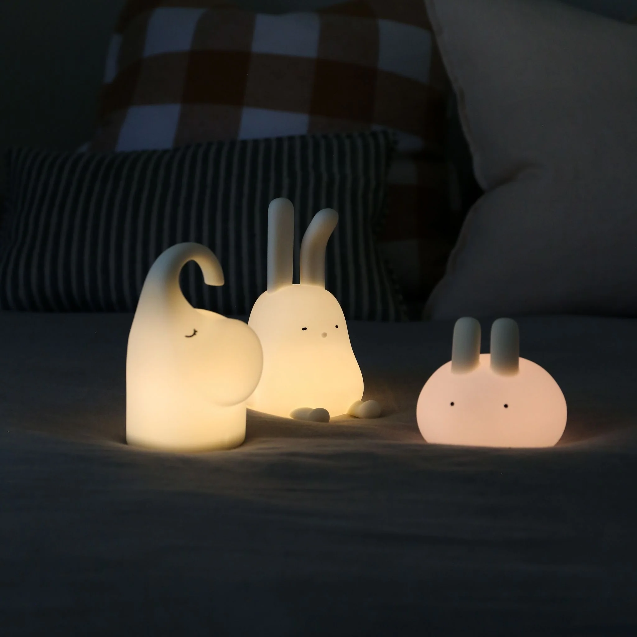 DESIGNSTUFF LUMA Bunny Night Lamp, White - Image 11