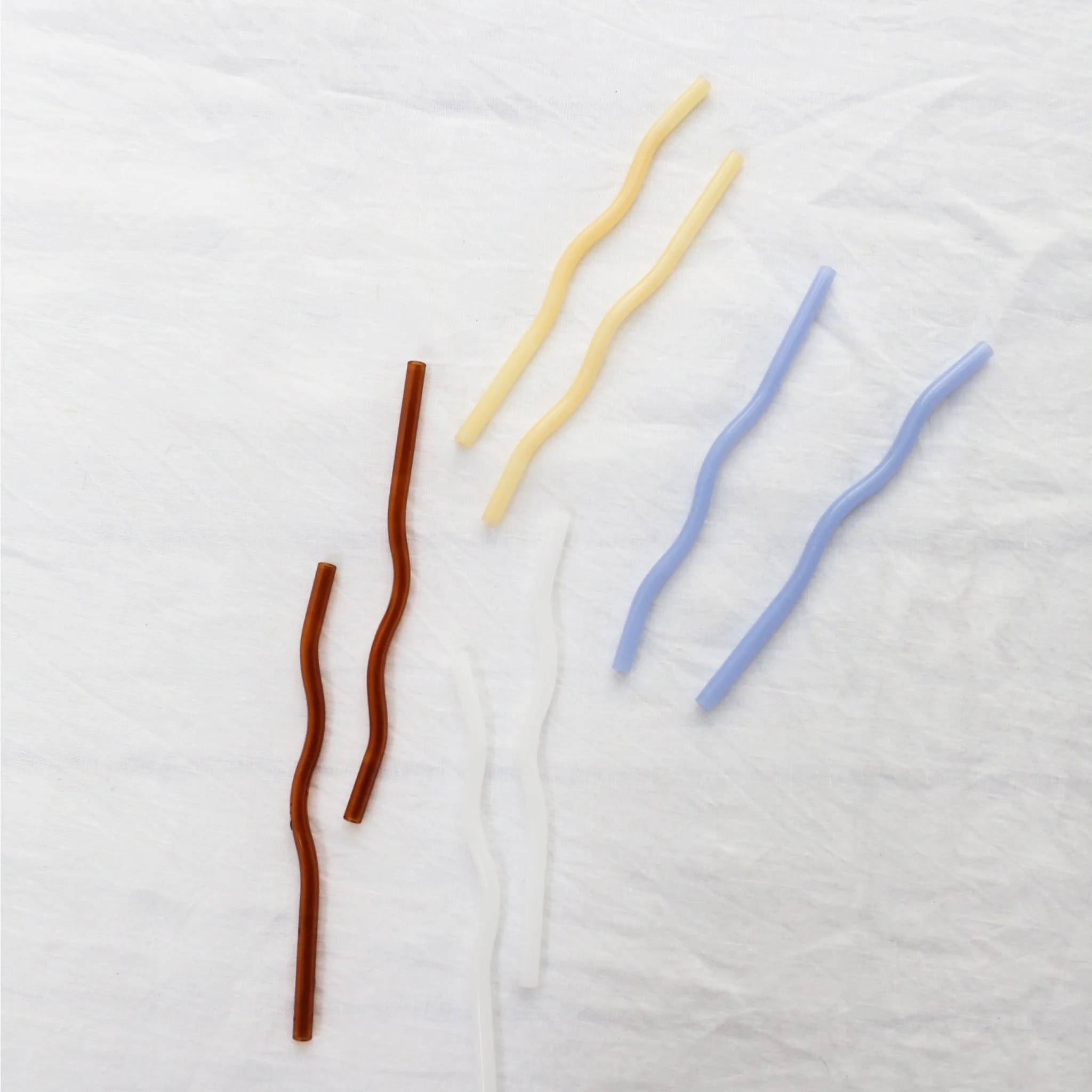 DESIGNSTUFF Curve Glass Straw, Mixed Mist/Lemon/White/Cinnamon (Set of 4) - Image 10