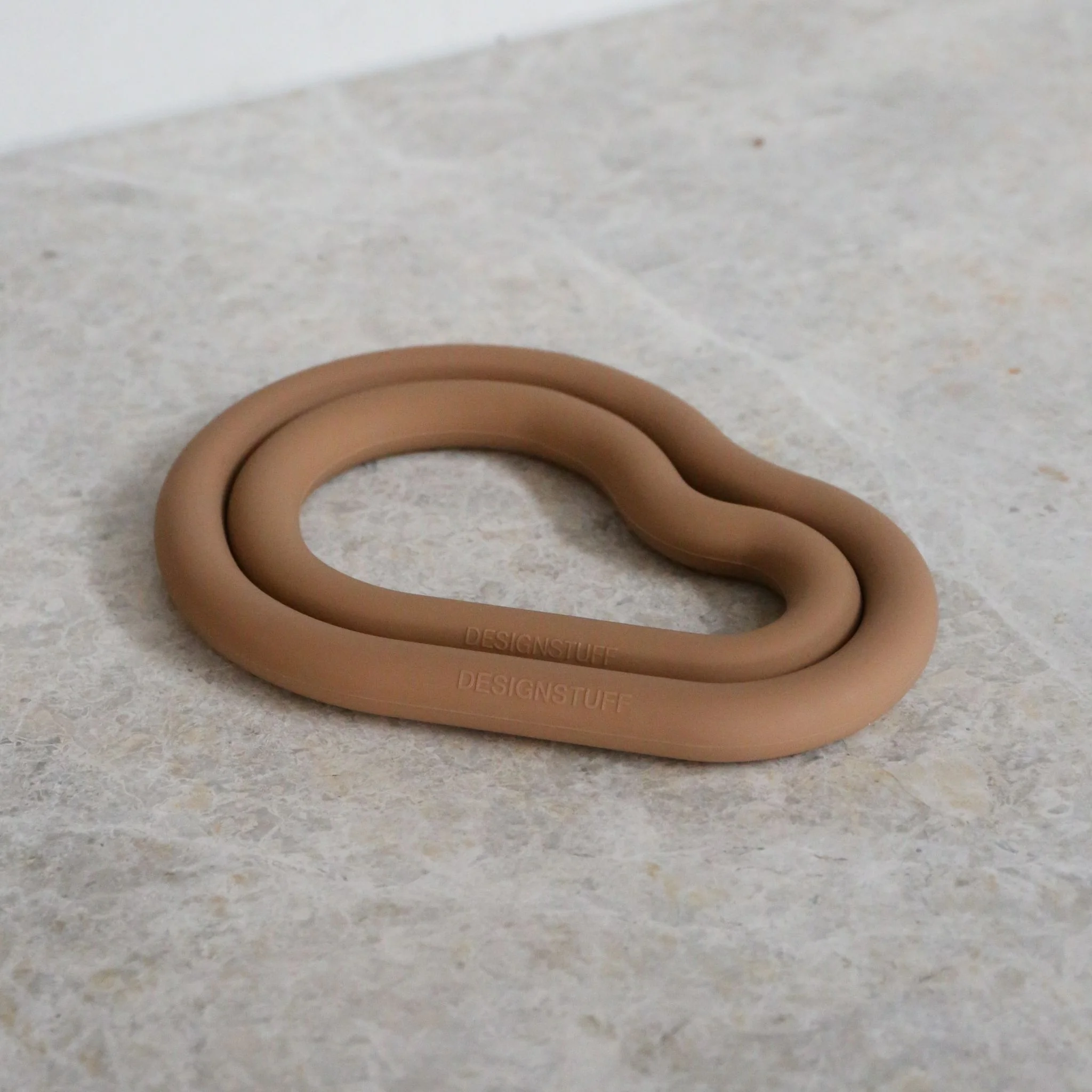 DESIGNSTUFF RUND Curve Silicone Trivet, Camel - Image 5