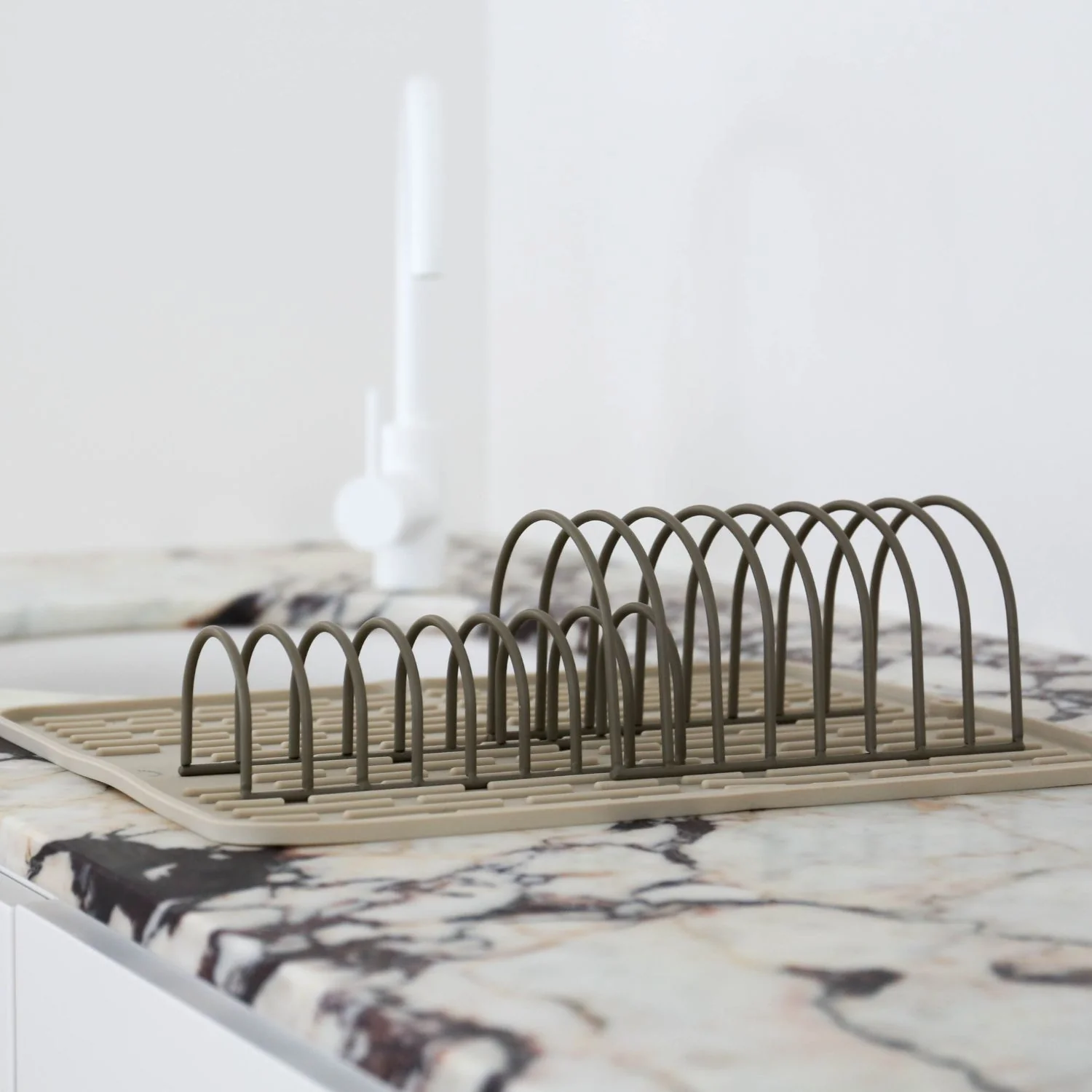 DESIGNSTUFF DRIP Dish Drainer, Khaki (Set of 2) - Image 3