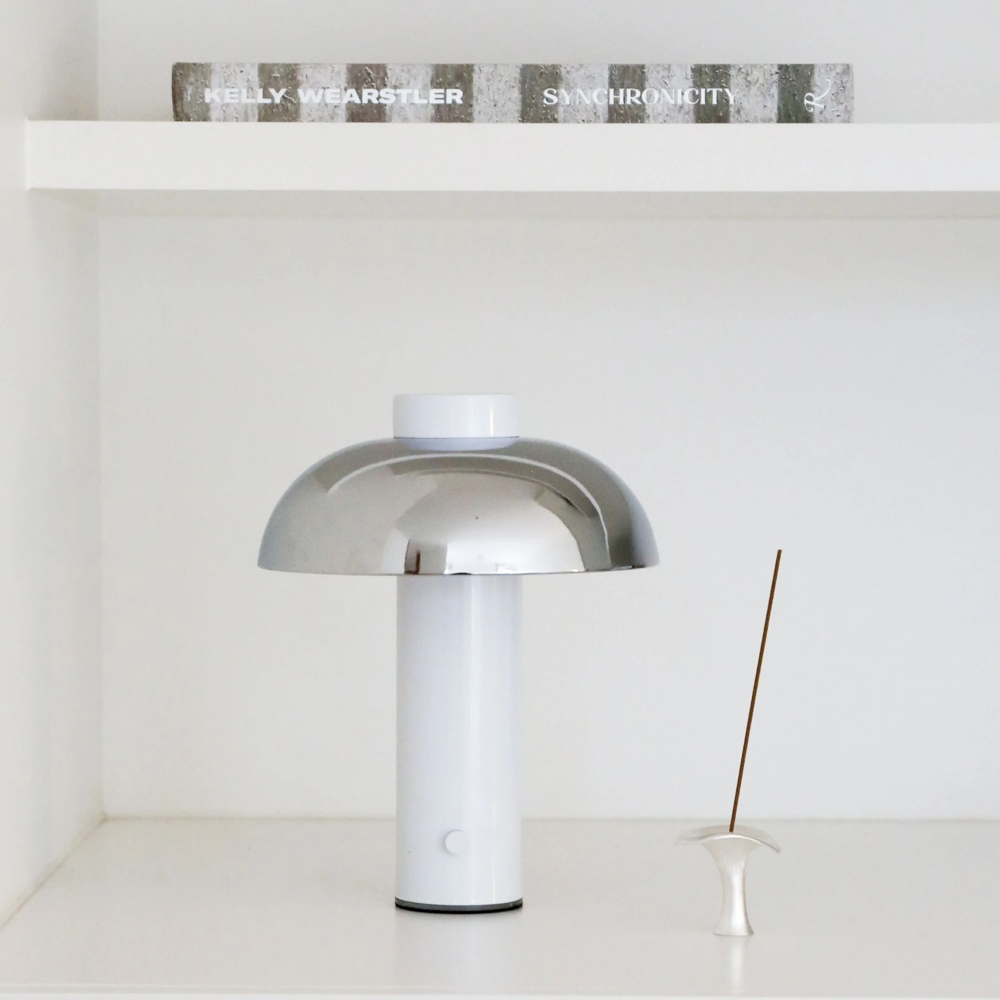 DESIGNSTUFF LUME Elio Pillar Portable Lamp, White/Chrome - Image 4