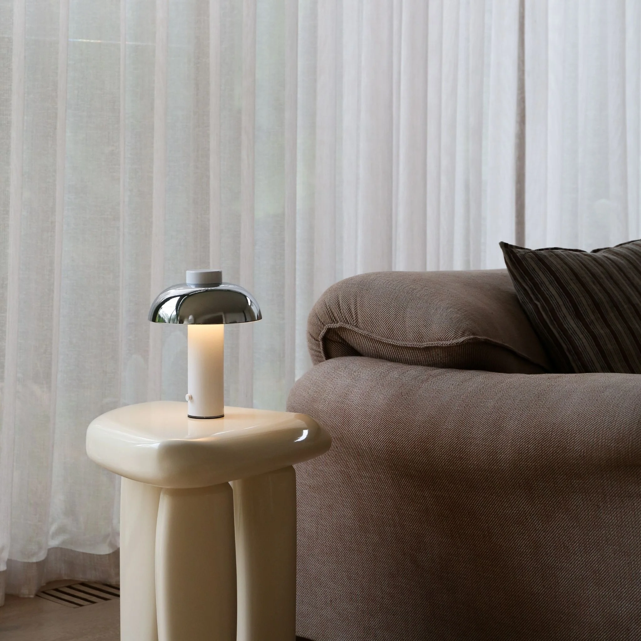 DESIGNSTUFF LUME Elio Pillar Portable Lamp, White/Chrome - Image 5