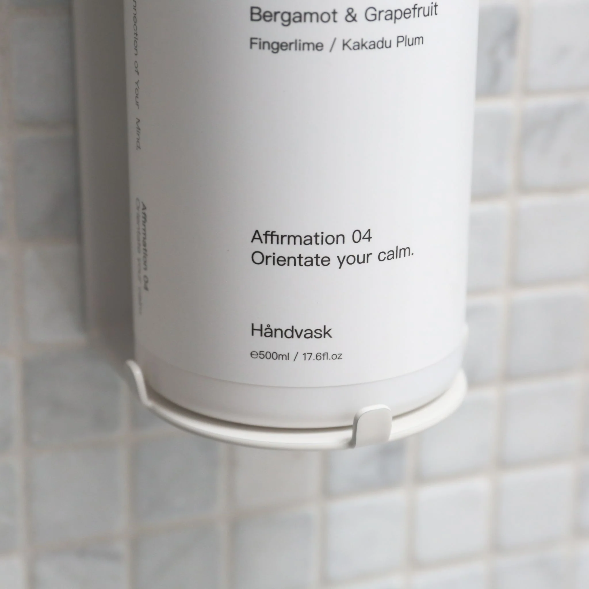DESIGNSTUFF Lockable Soap Dispenser Holder, Single 500ml, White - Image 9