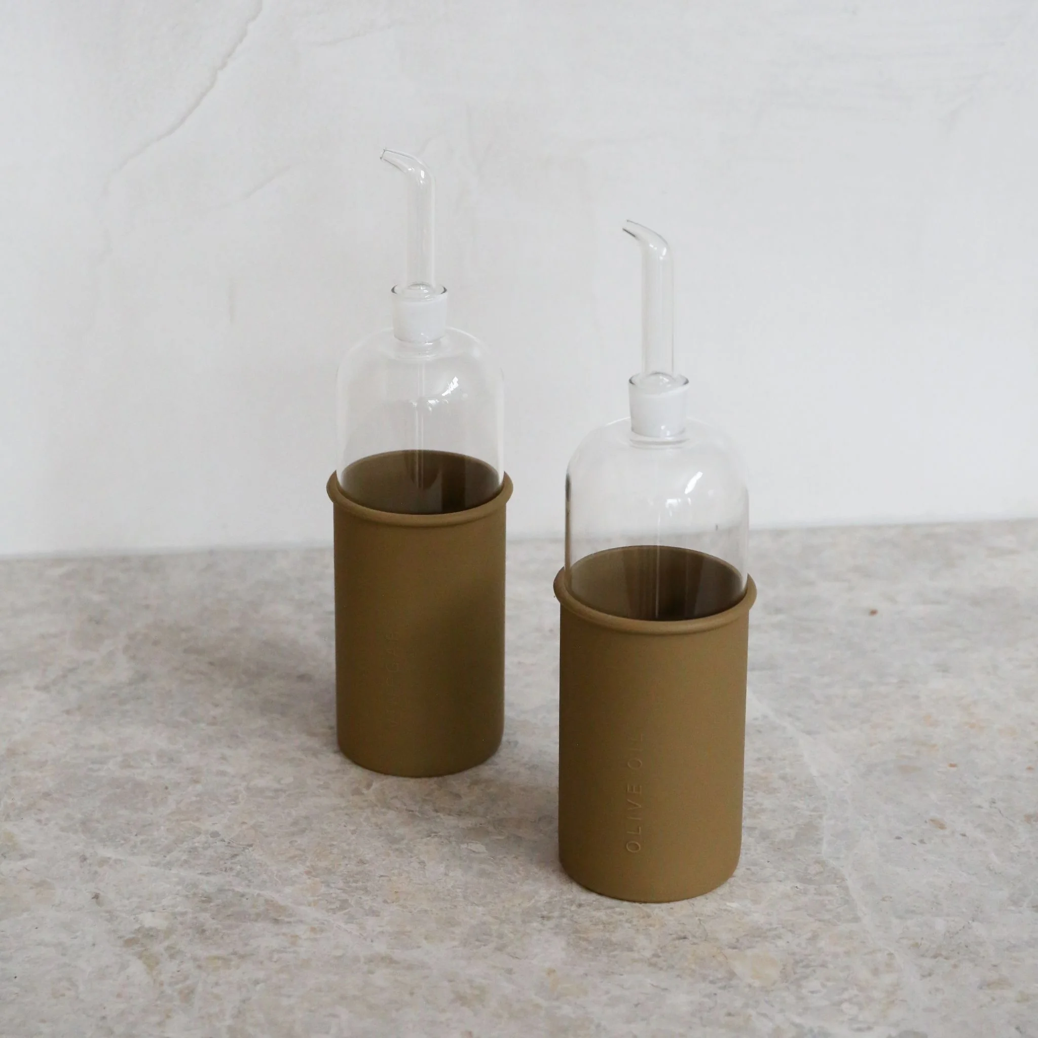 DESIGNSTUFF LUYO Oil & Vinegar Bottle Gift Set, 700 ml, Fern - Image 6