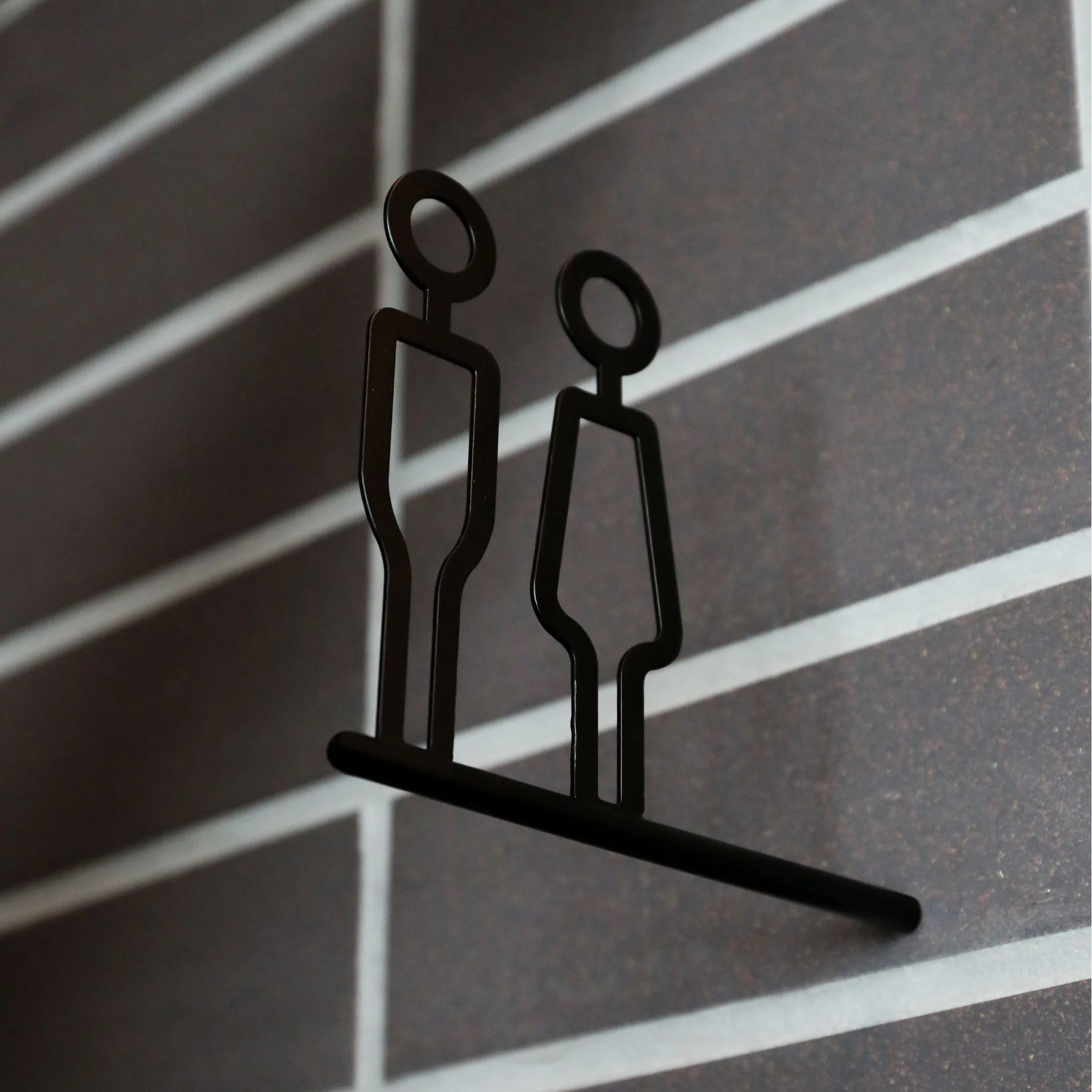 DESIGNSTUFF Protruding Signage Him/Her, Black - Image 3