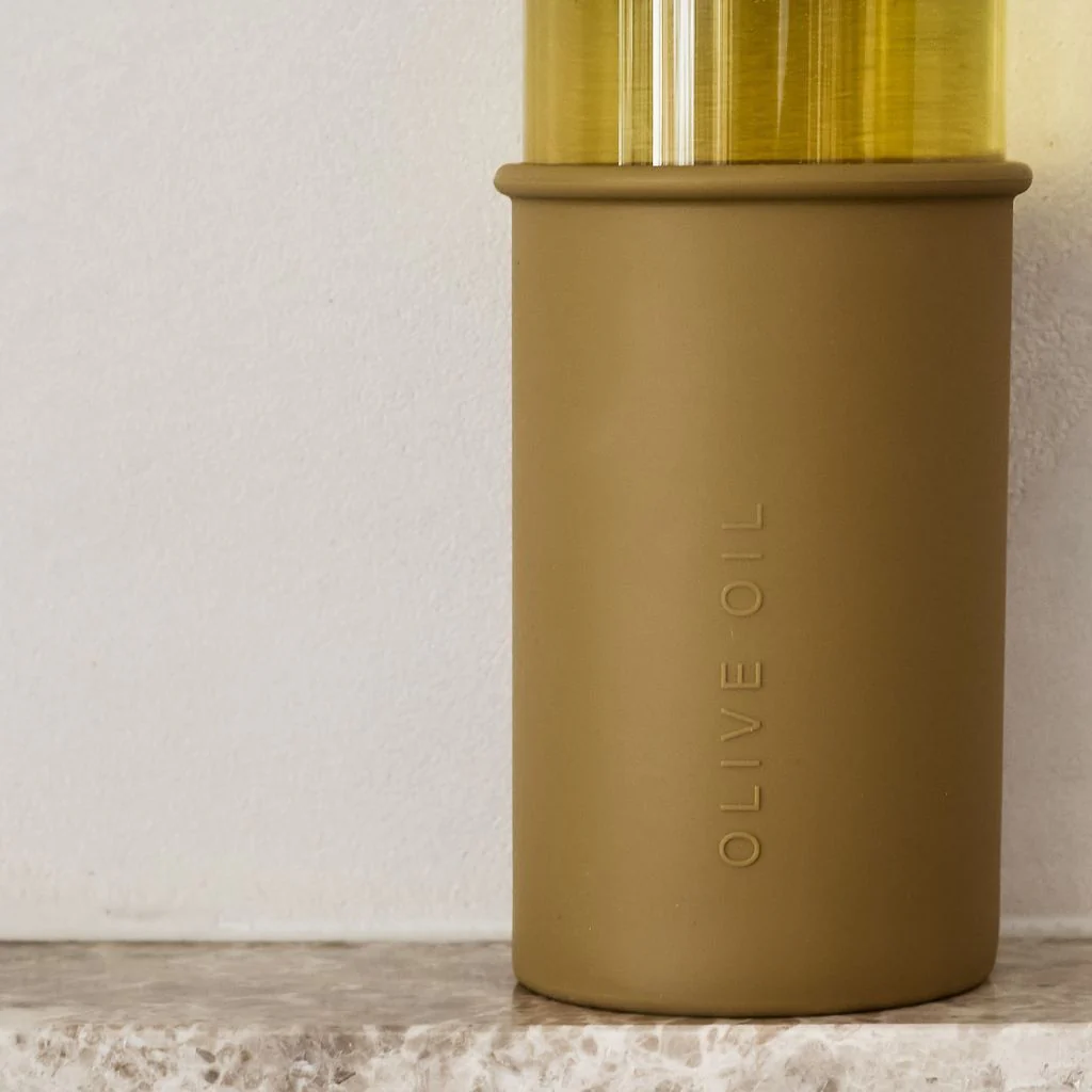 DESIGNSTUFF RUND Bottle for Olive Oil Glass/Silicone, 700ml, Fern - Image 4