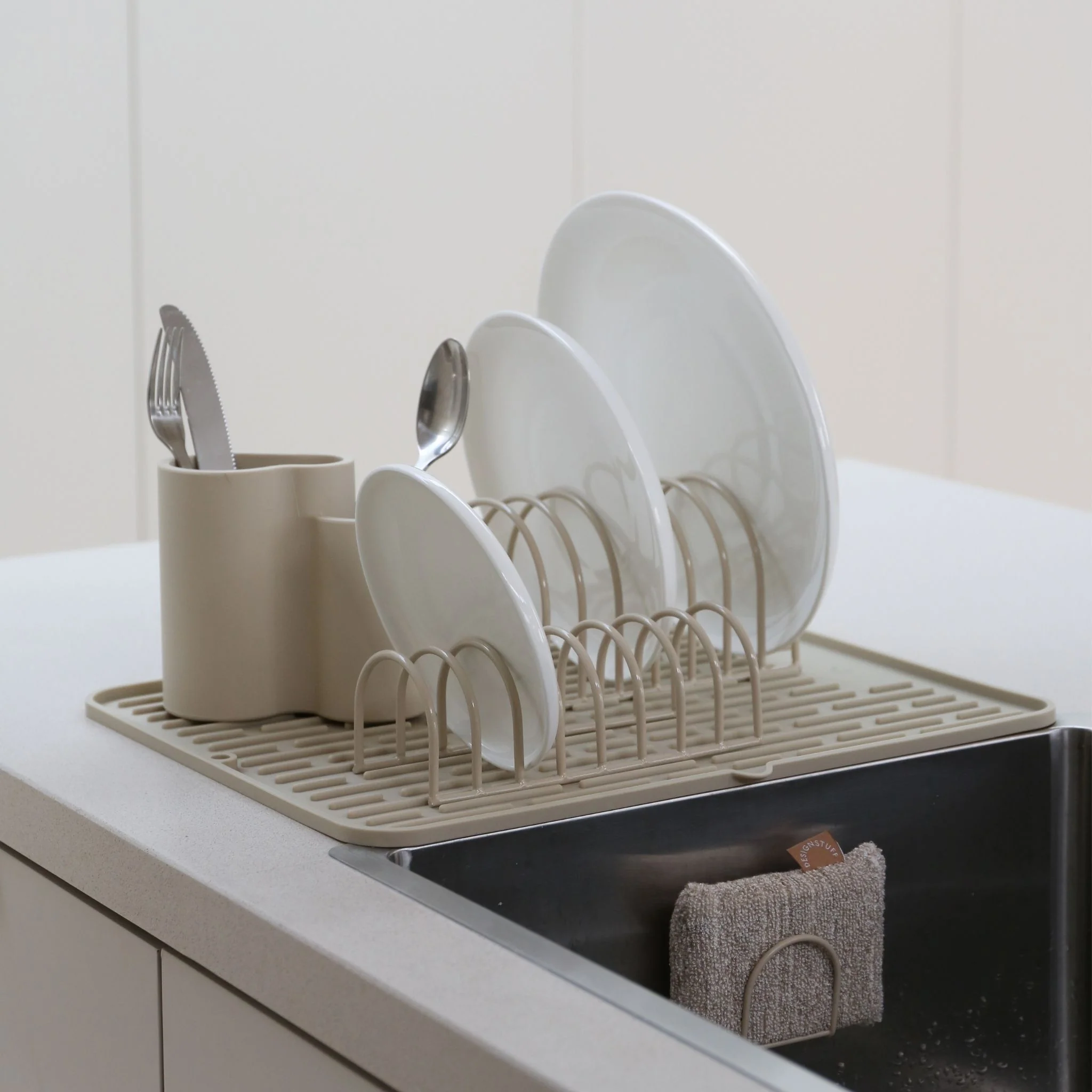 DESIGNSTUFF DRIP Sink Sponge Holder, Sand - Image 4
