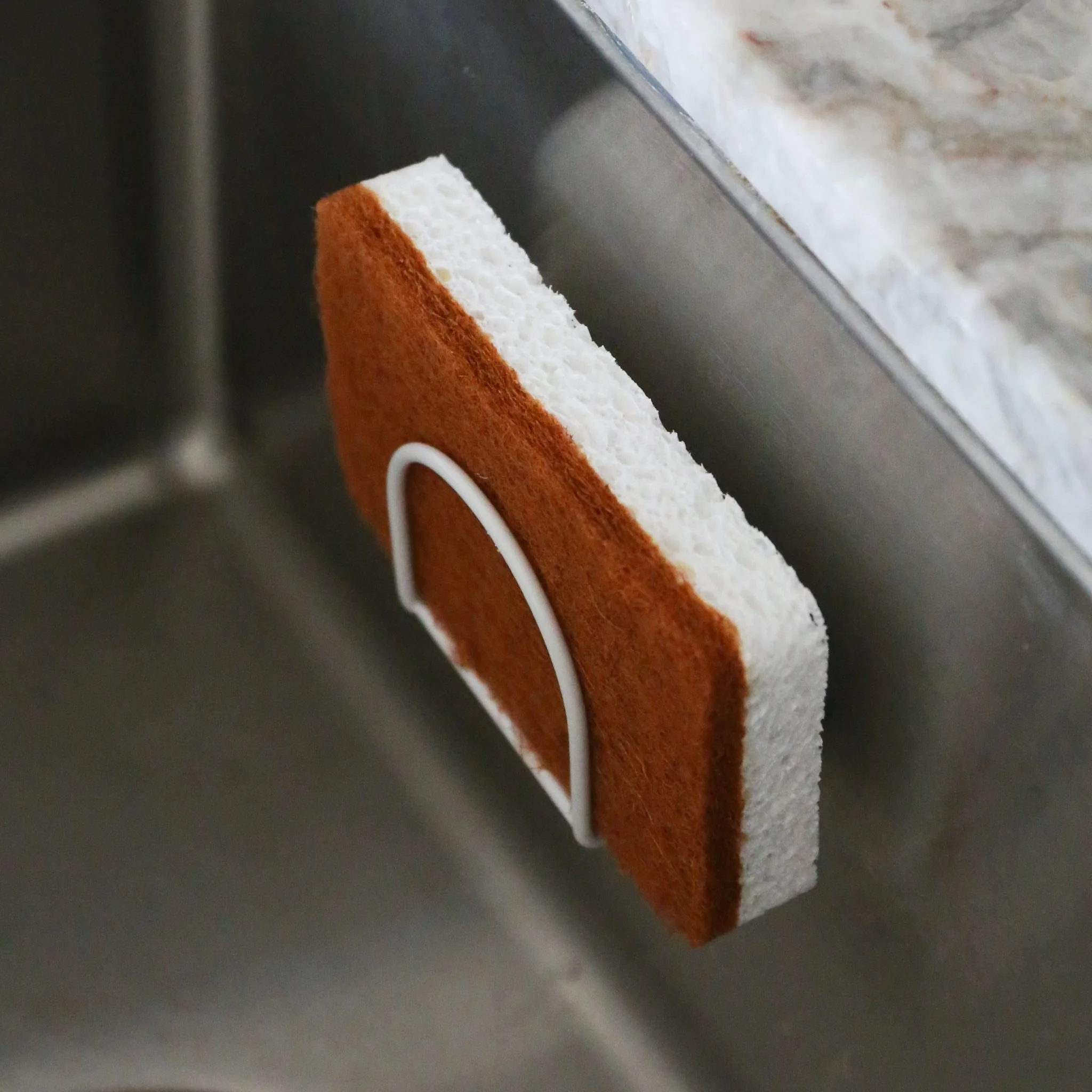 DESIGNSTUFF DRIP Sink Sponge Holder, White - Image 4