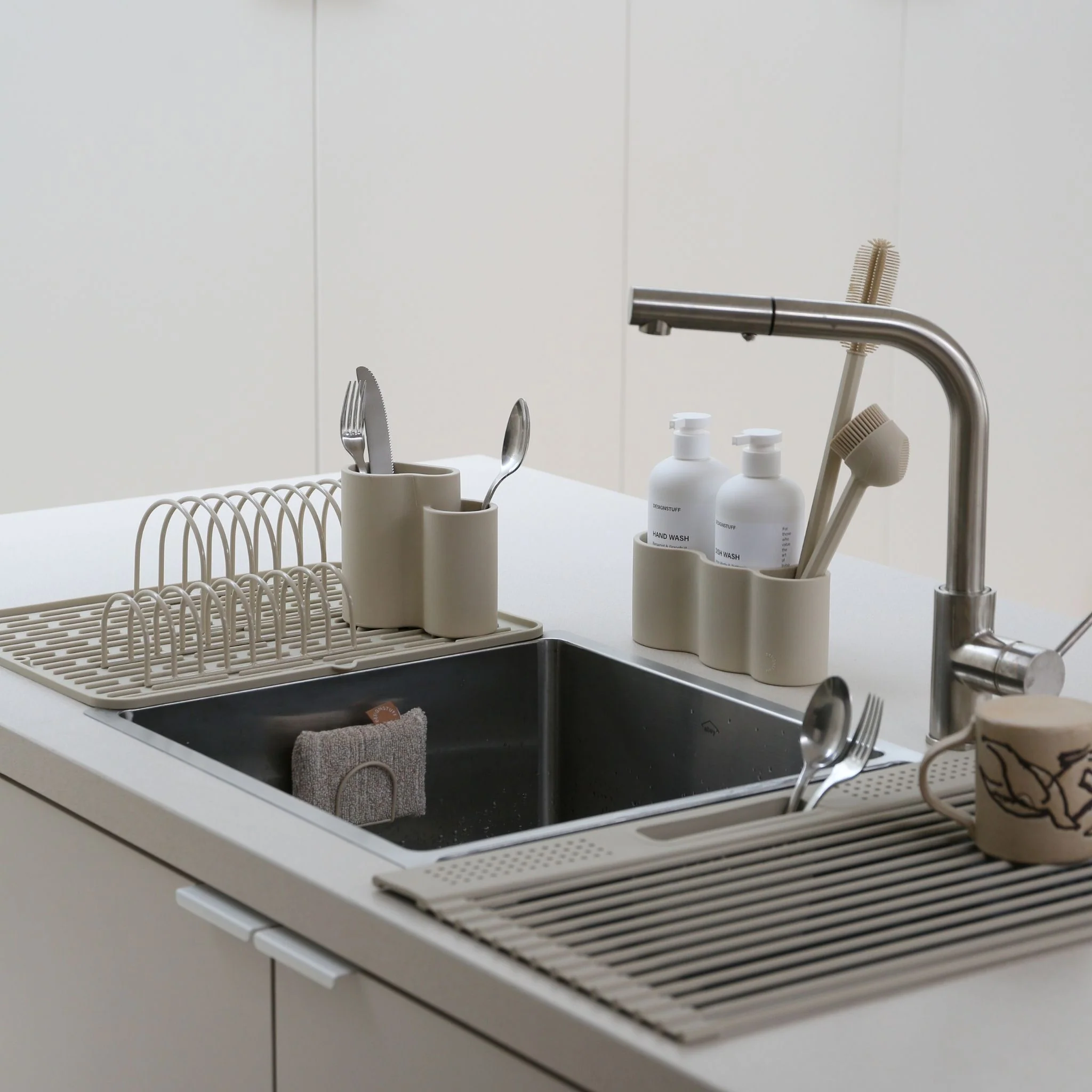 DESIGNSTUFF DRIP Dish Drainer, Sand (Set of 2) - Image 9