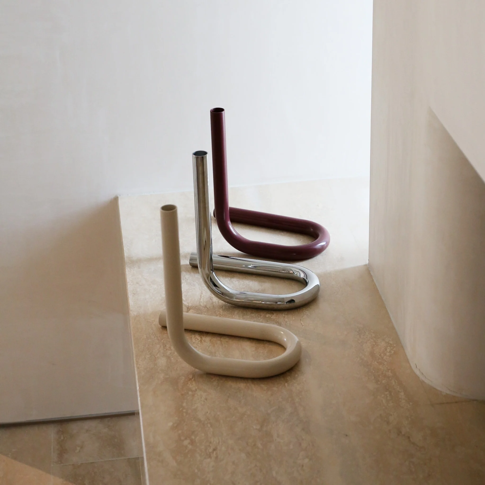 DESIGNSTUFF VIAH Candle Holder, Burgundy - Image 4