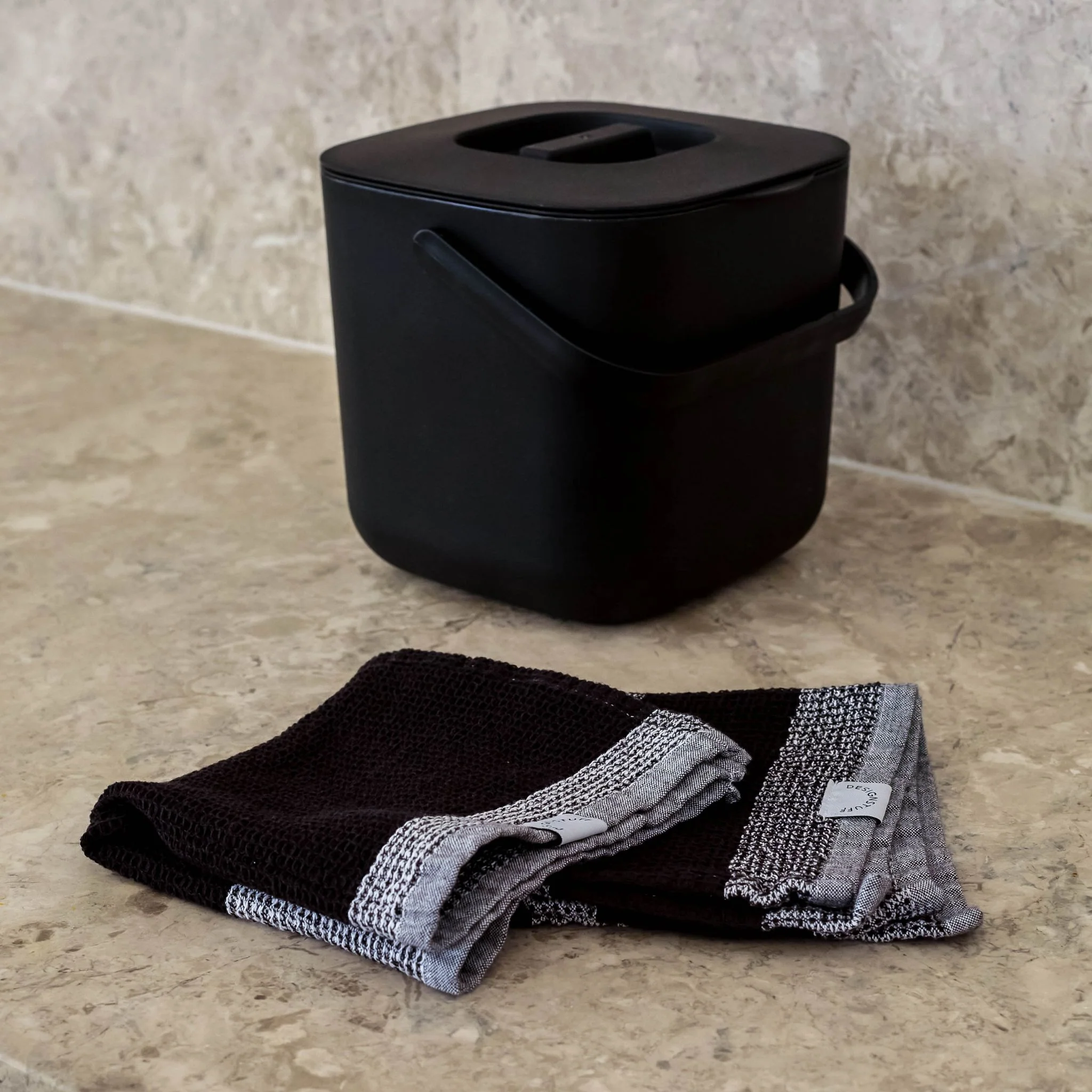 DESIGNSTUFF ETTA Compost Bin 7L, Black - Image 6