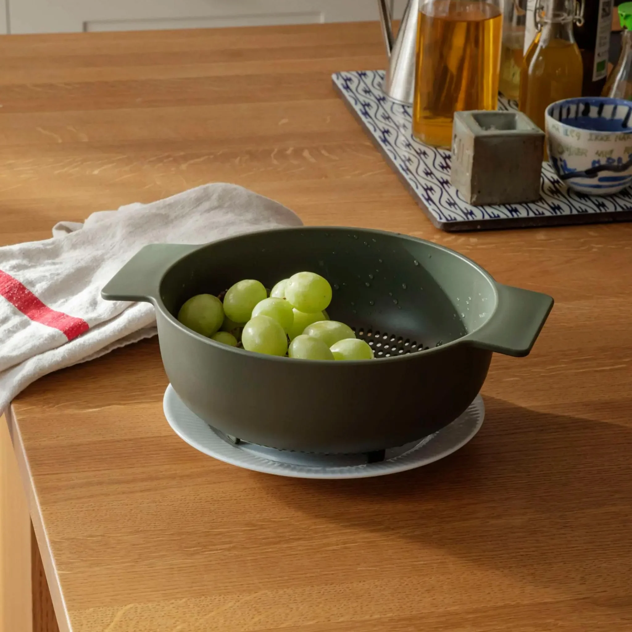 EVA SOLO Green Tool Colander, Green - Image 2