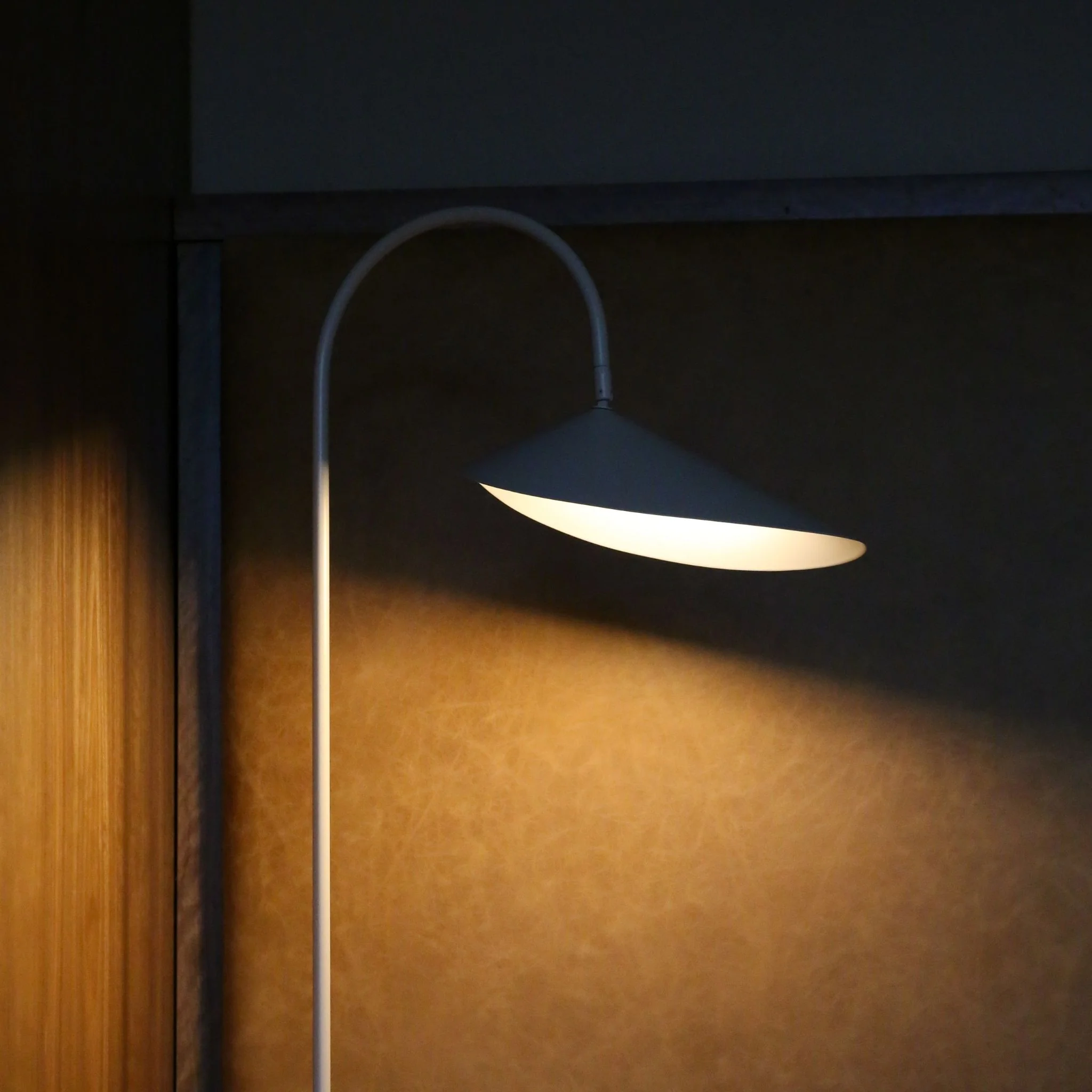 FERM LIVING Arum Floor Lamp, Cashmere - Image 7