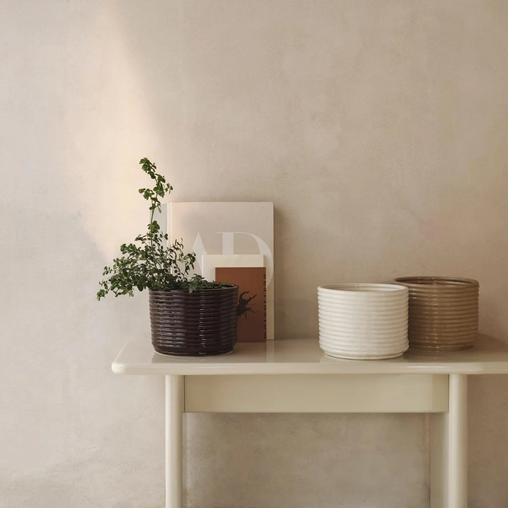 FERM LIVING Corduroy Pot, Carob Brown - Image 2