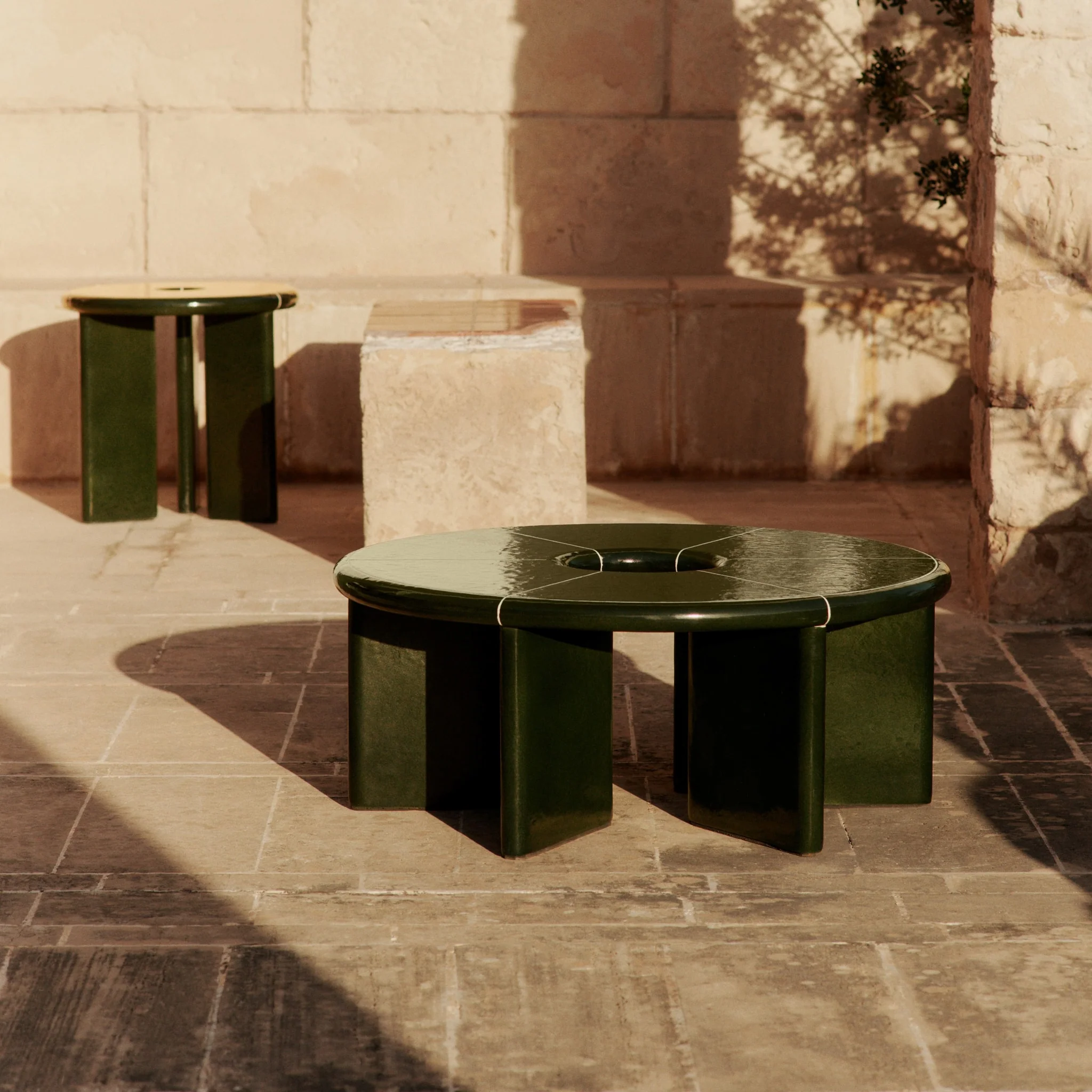 FERM LIVING Deya Coffee Table D80cm, Dark Green - Image 2