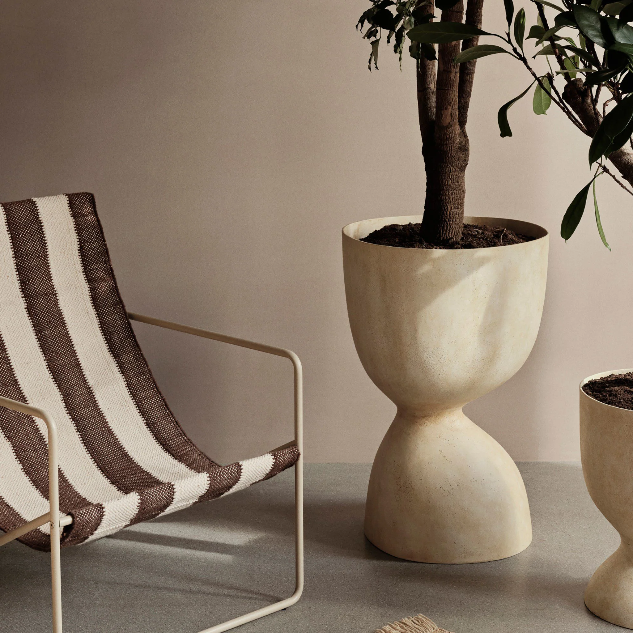 FERM LIVING Evoke Pot, Warm Sand, H70cm - Image 2
