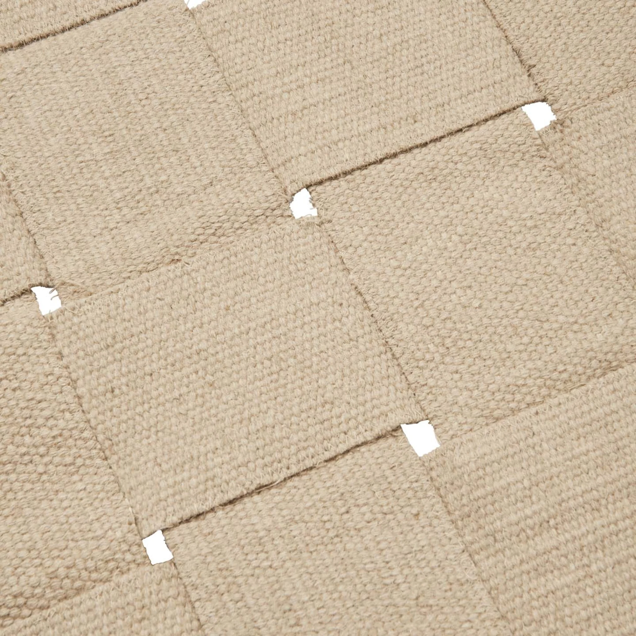 PRE-ORDER │ FERM LIVING Foundation Rug, 135x200cm, Cashmere - Image 3