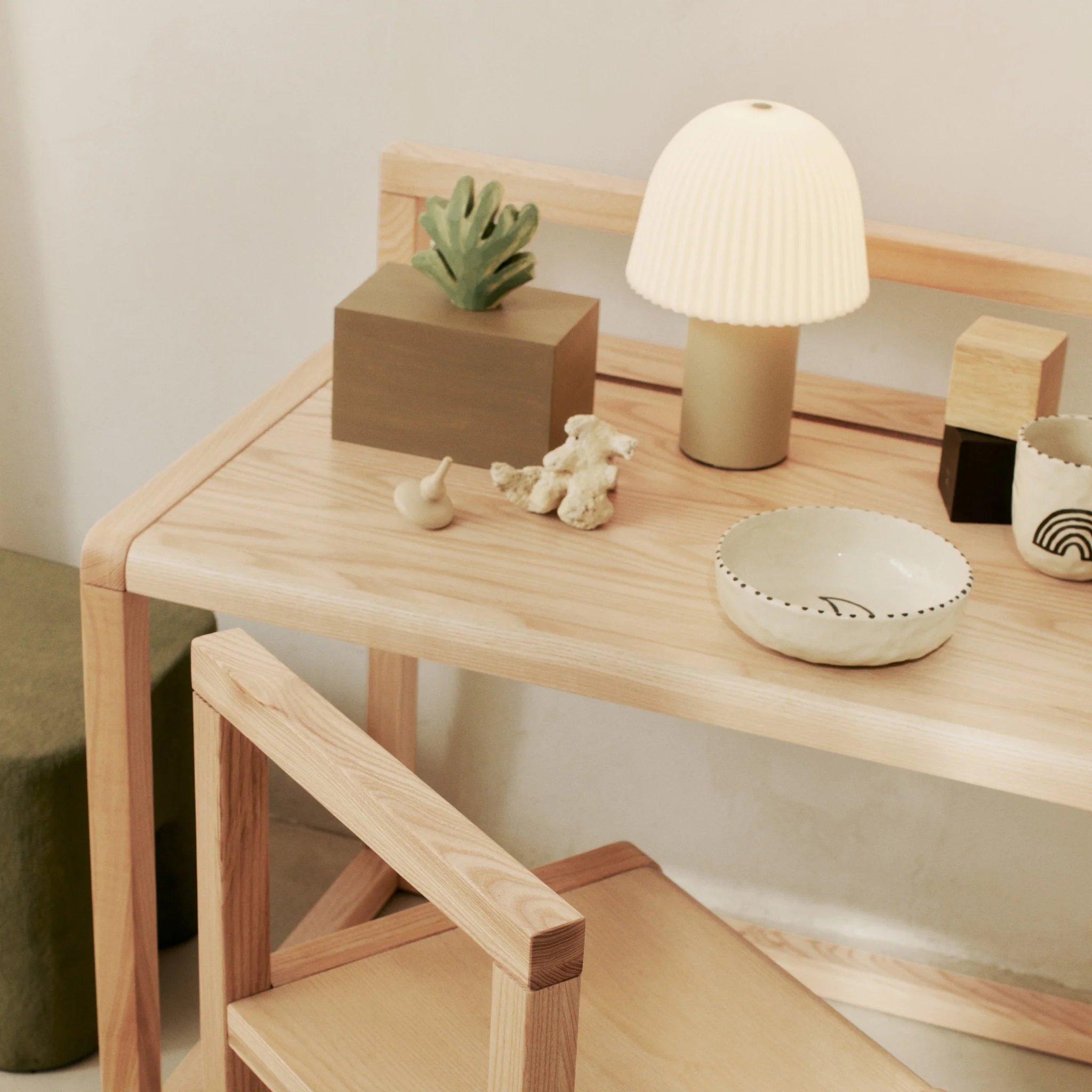FERM LIVING Frill Portable Lamp, Cashmere/White - Image 5