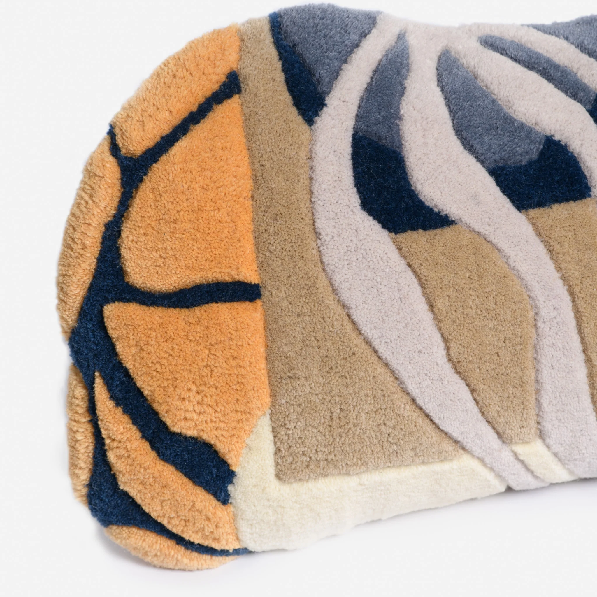 HAUS ÜGER Coral Cushion, 30x57cm - Image 5