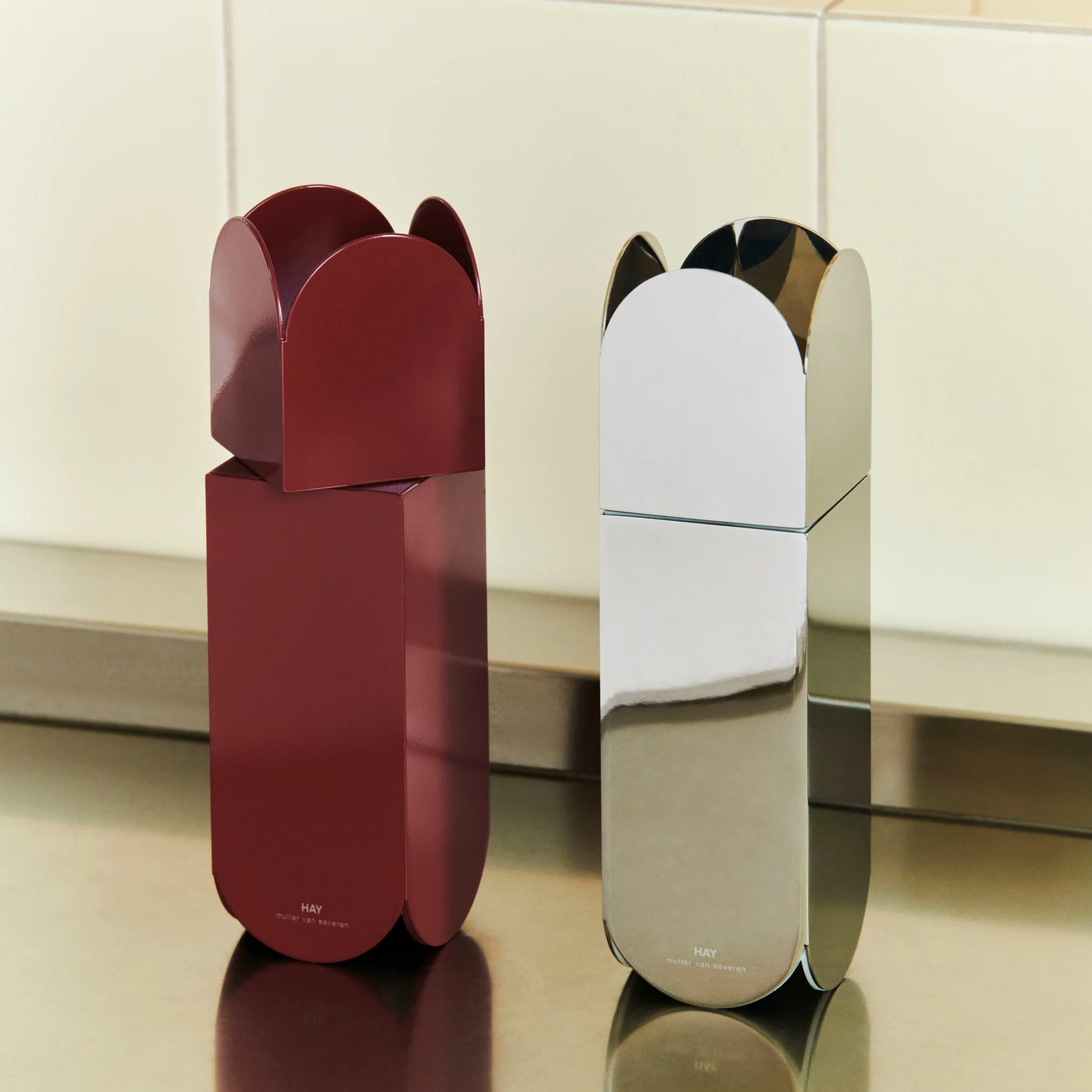 HAY Arcs Salt & Pepper Grinder, Mirror - Image 3