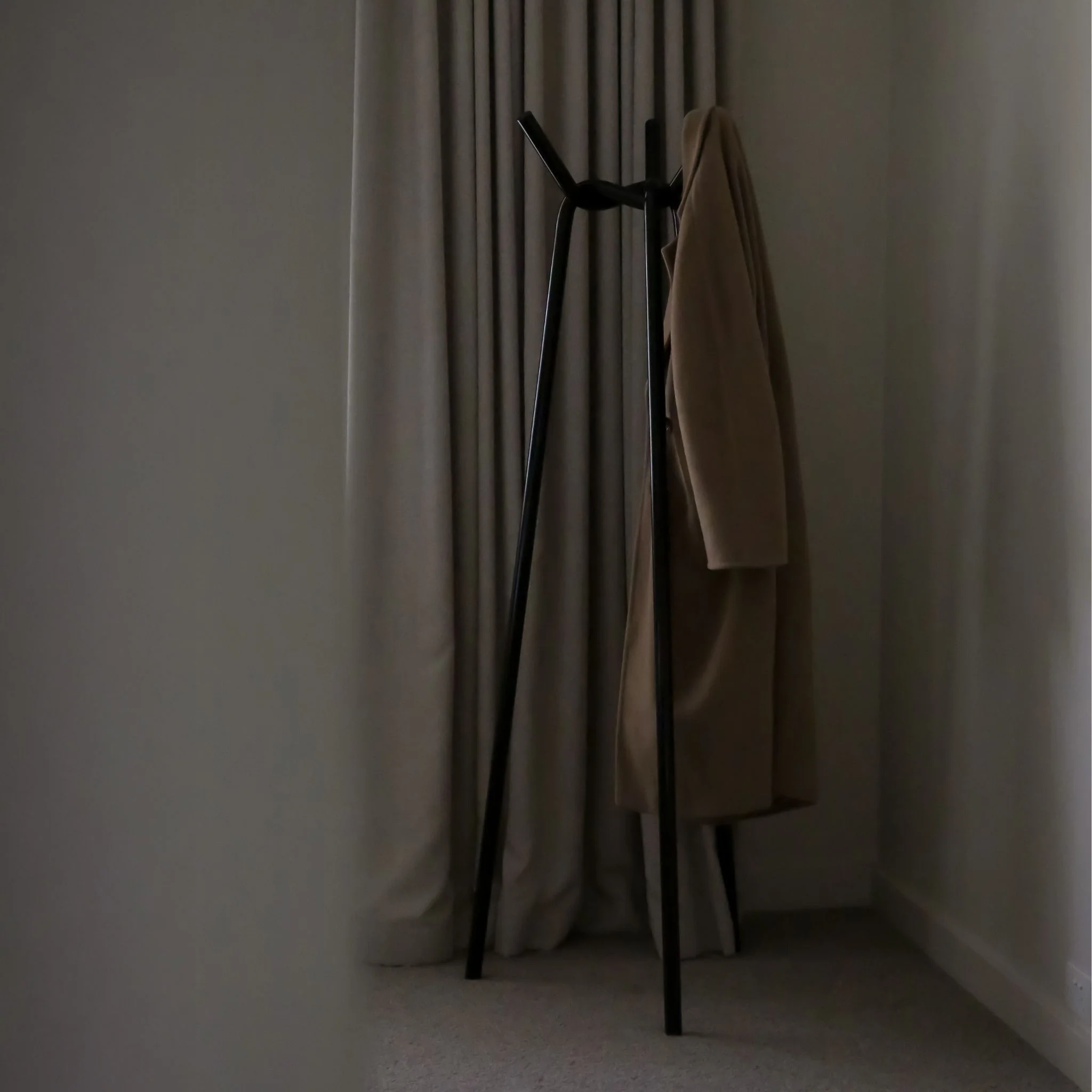 HAY Knit Coat Rack, Black - Image 3