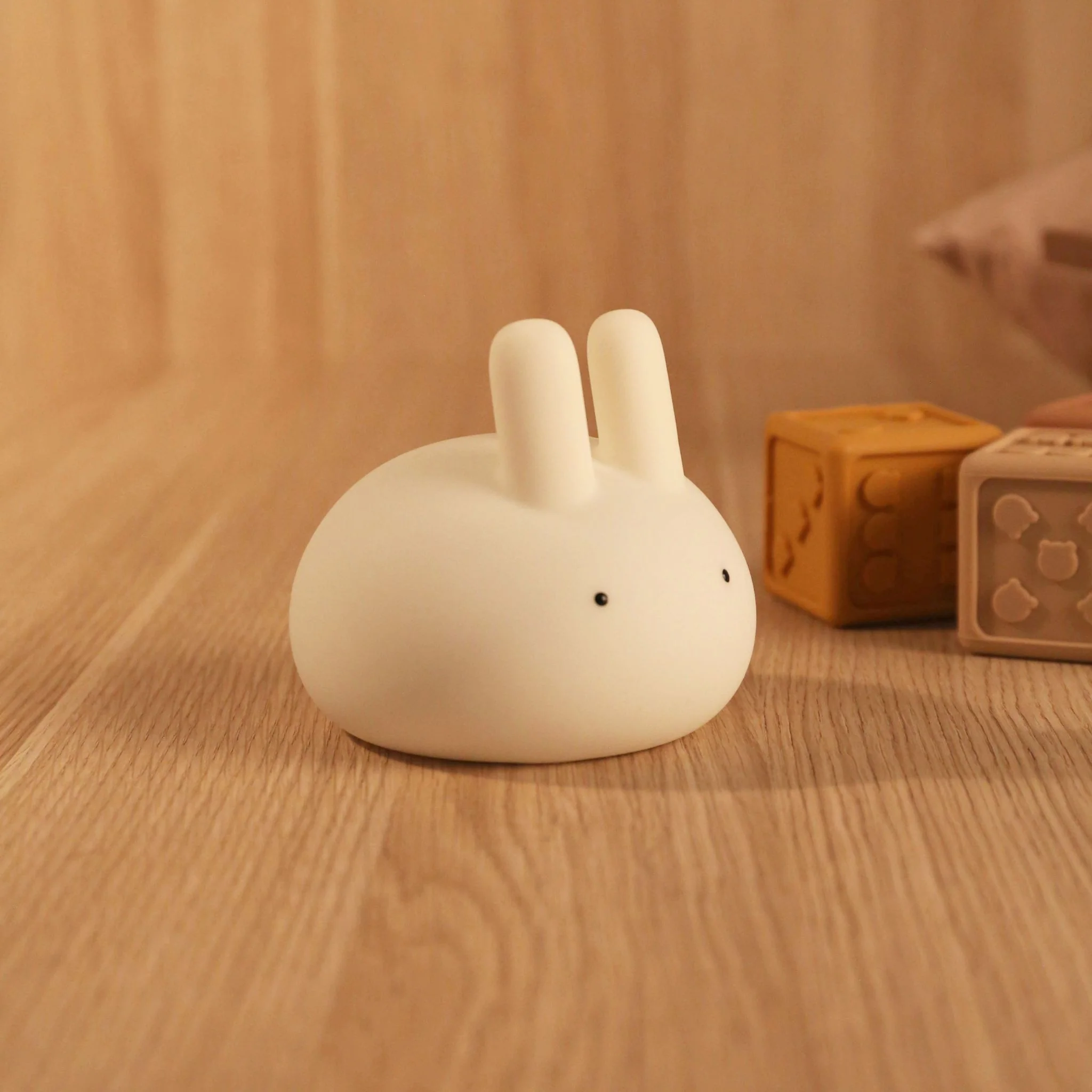 DESIGNSTUFF LUMA Lapin Rabbit Night Lamp, White - Image 3