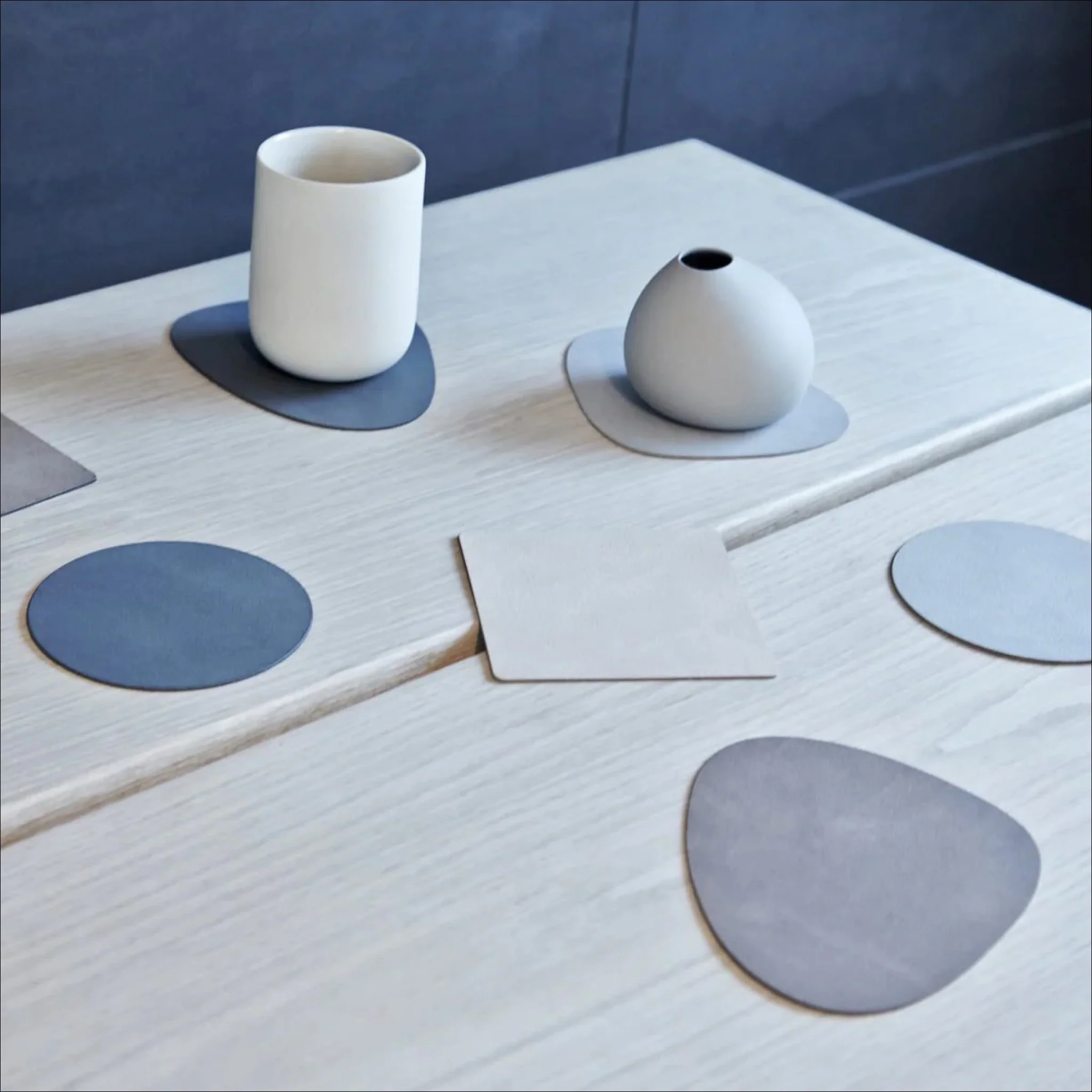 LIND DNA Nupo Curve Coaster, Anthracite - Image 4