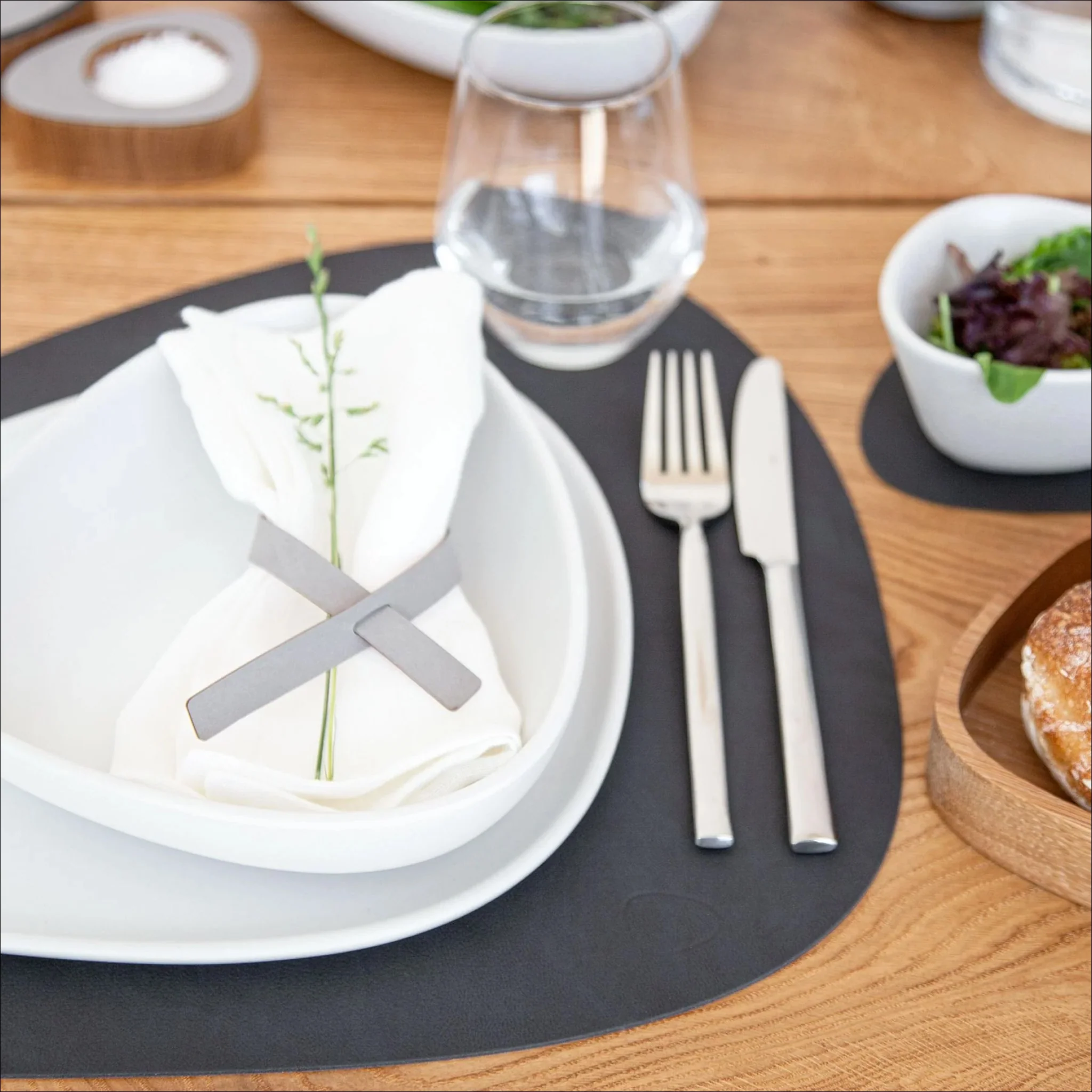 LIND DNA Nupo Curve Table Placemat L, Black - Image 3