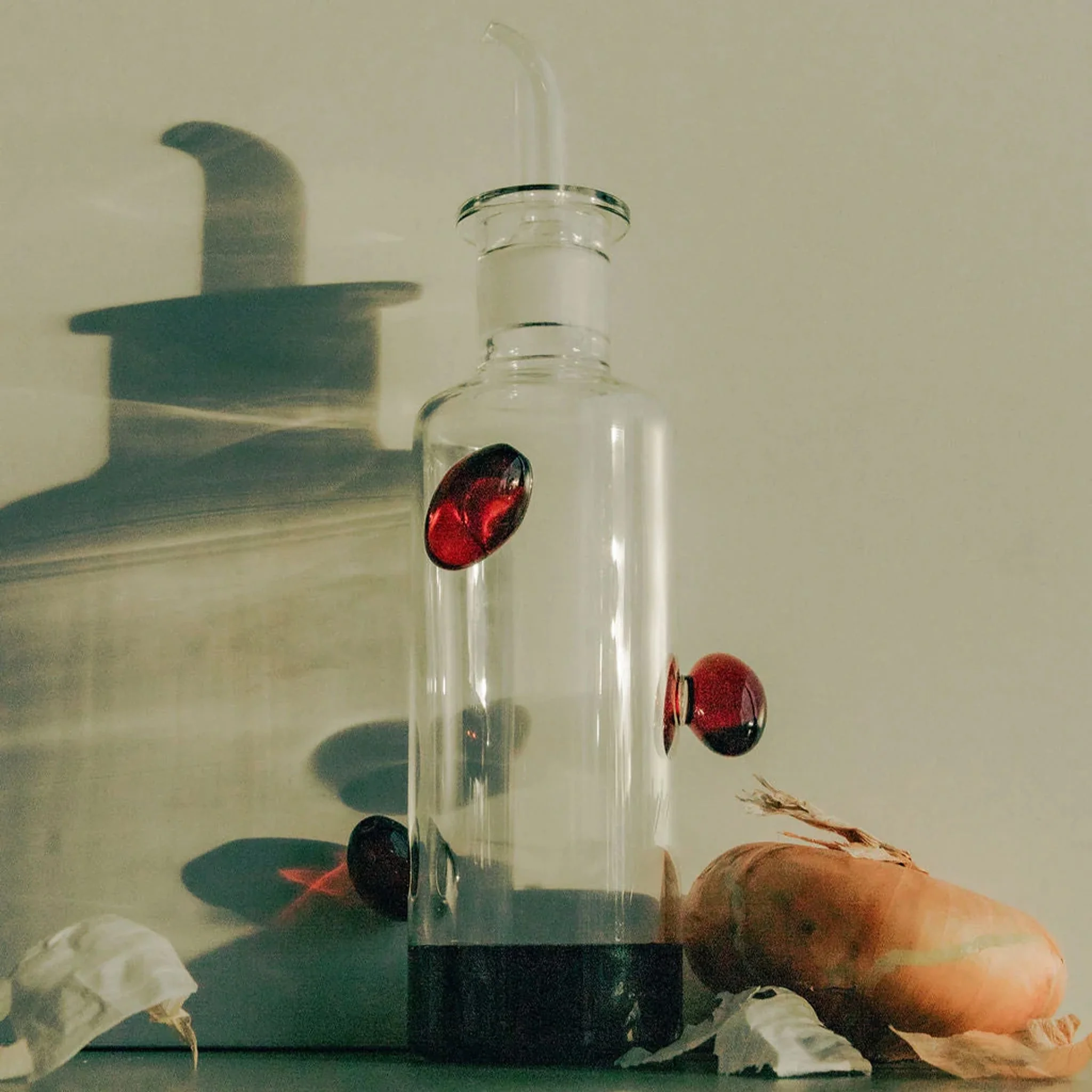MAISON BALZAC The Balsamic Vinegar Bottle, Clear/Amber - Image 4