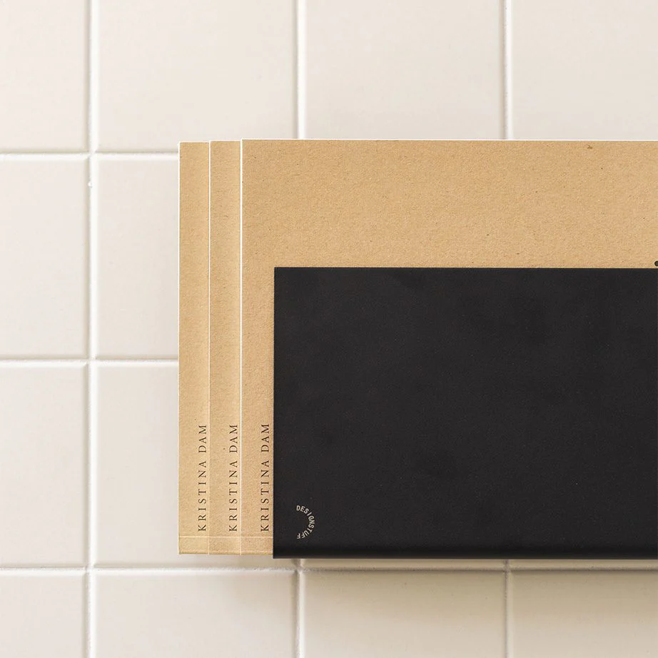 DESIGNSTUFF Wall Mounted Magazine Holder, Black - Image 4