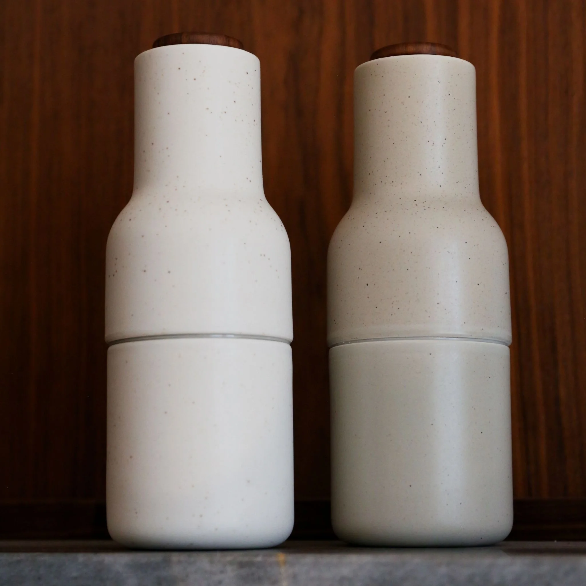 AUDO CPH Salt and Pepper Bottle Ceramic Grinders Set, Sand w/ Walnut Lid - Image 5