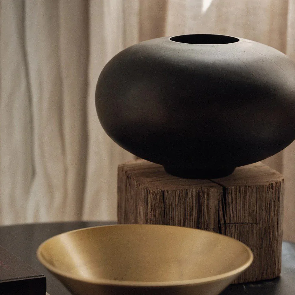 AUDO CPH Surround Vase, H17.5cm, Wood - Image 3