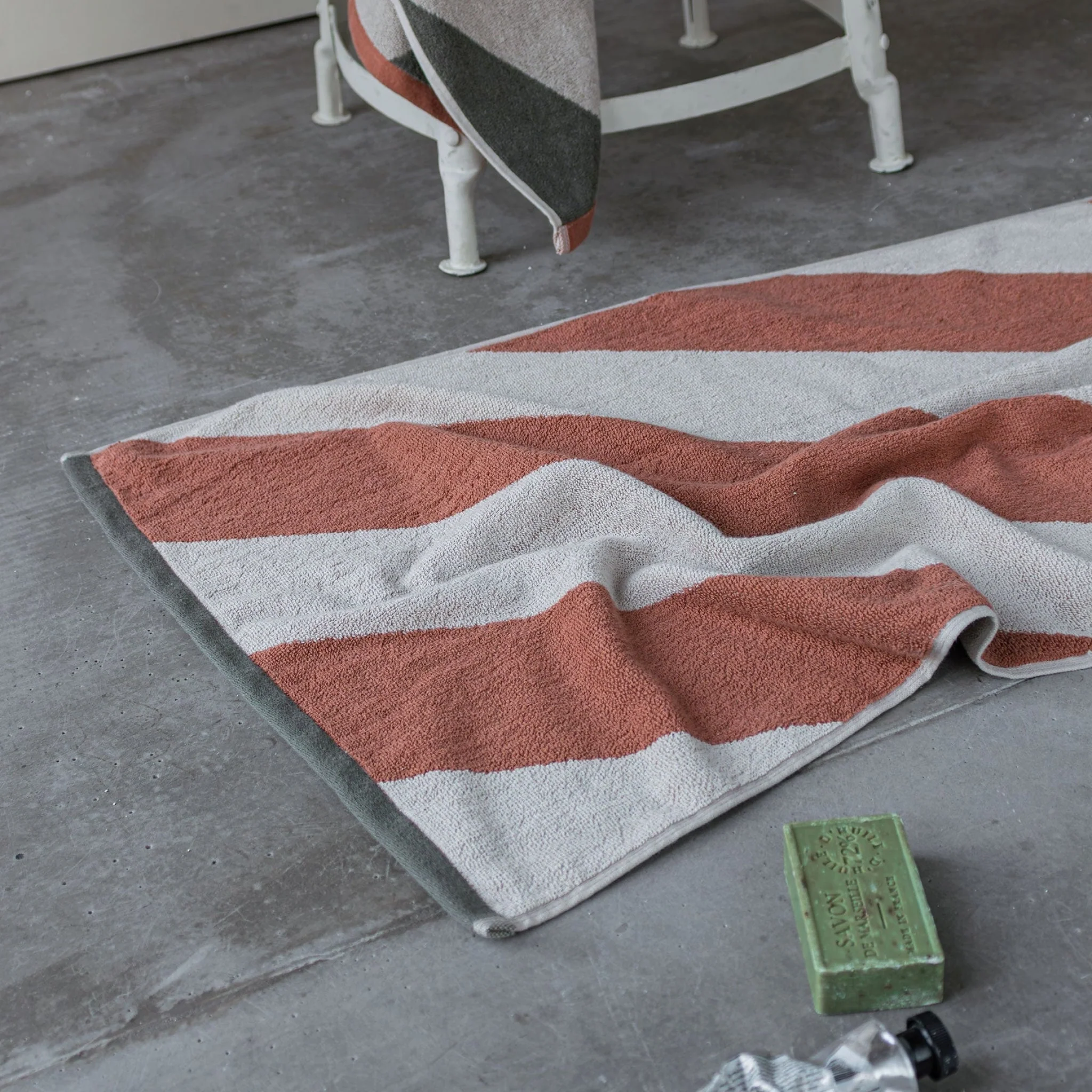 METTE DITMER Diagonal Bath Mat, 50x80cm, Brick - Image 2