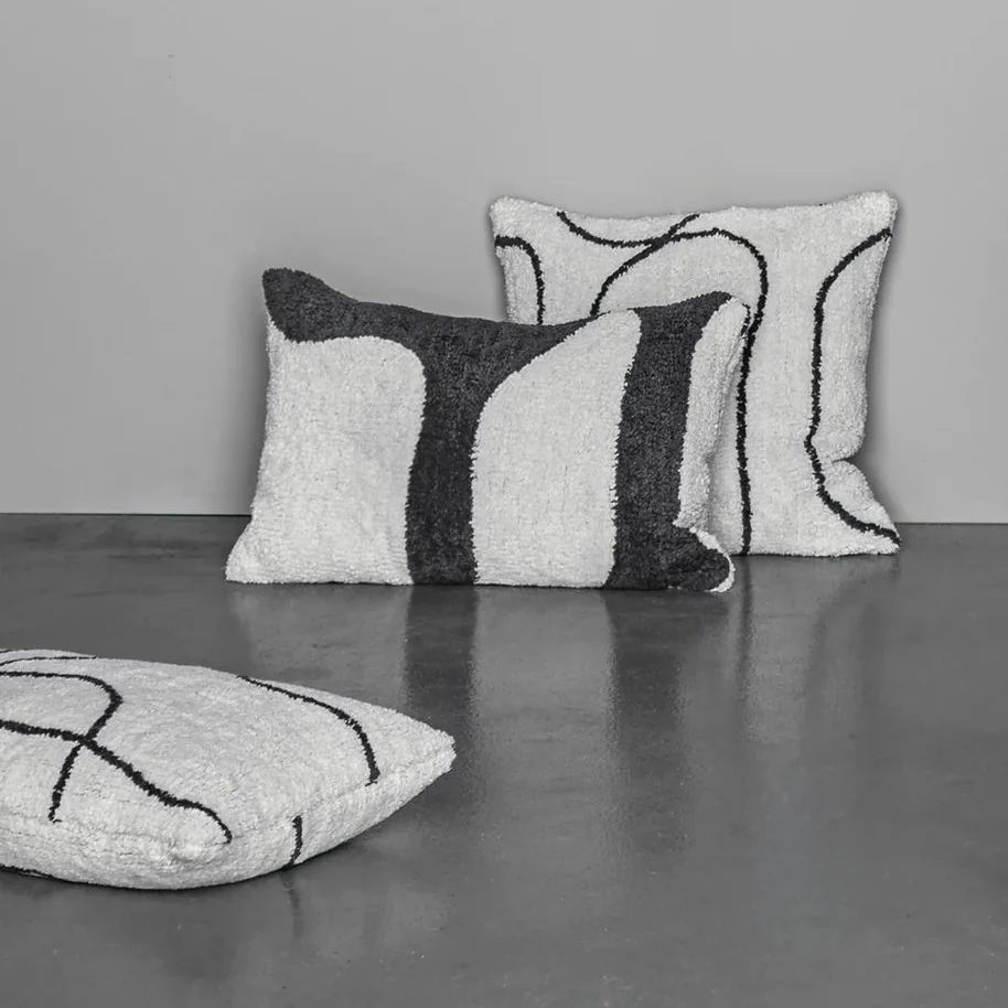 METTE DITMER FIGURA Tufted Cushion Cover 40x60 cm, Off-White - Image 2