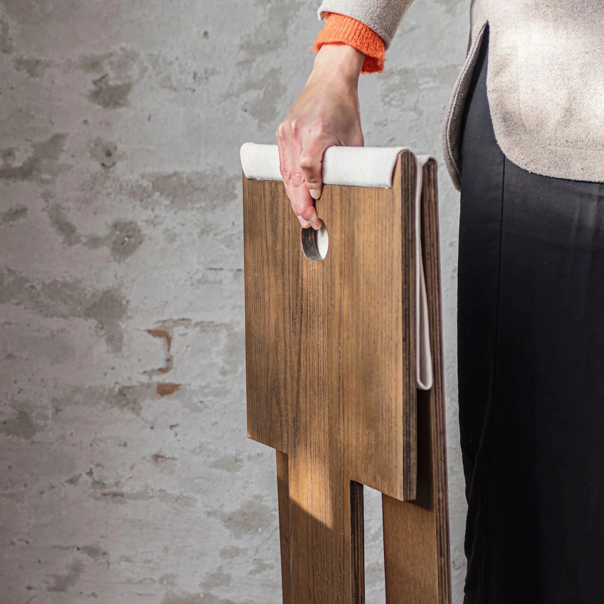 METTE DITMER Roots Folding Stool, Dark Oiled - Image 7